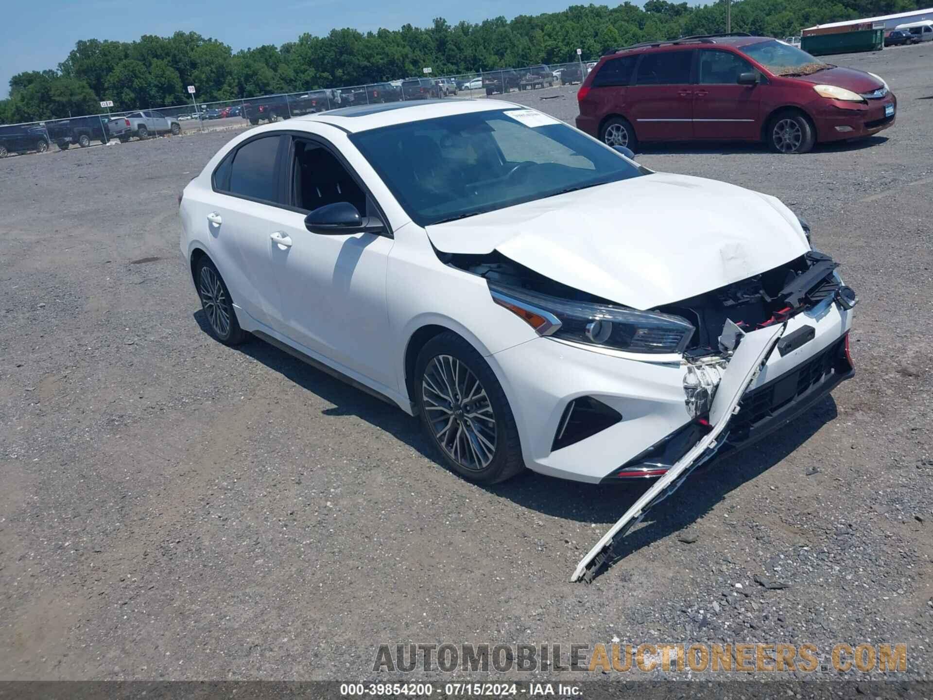 3KPF54AD1NE421423 KIA FORTE 2022