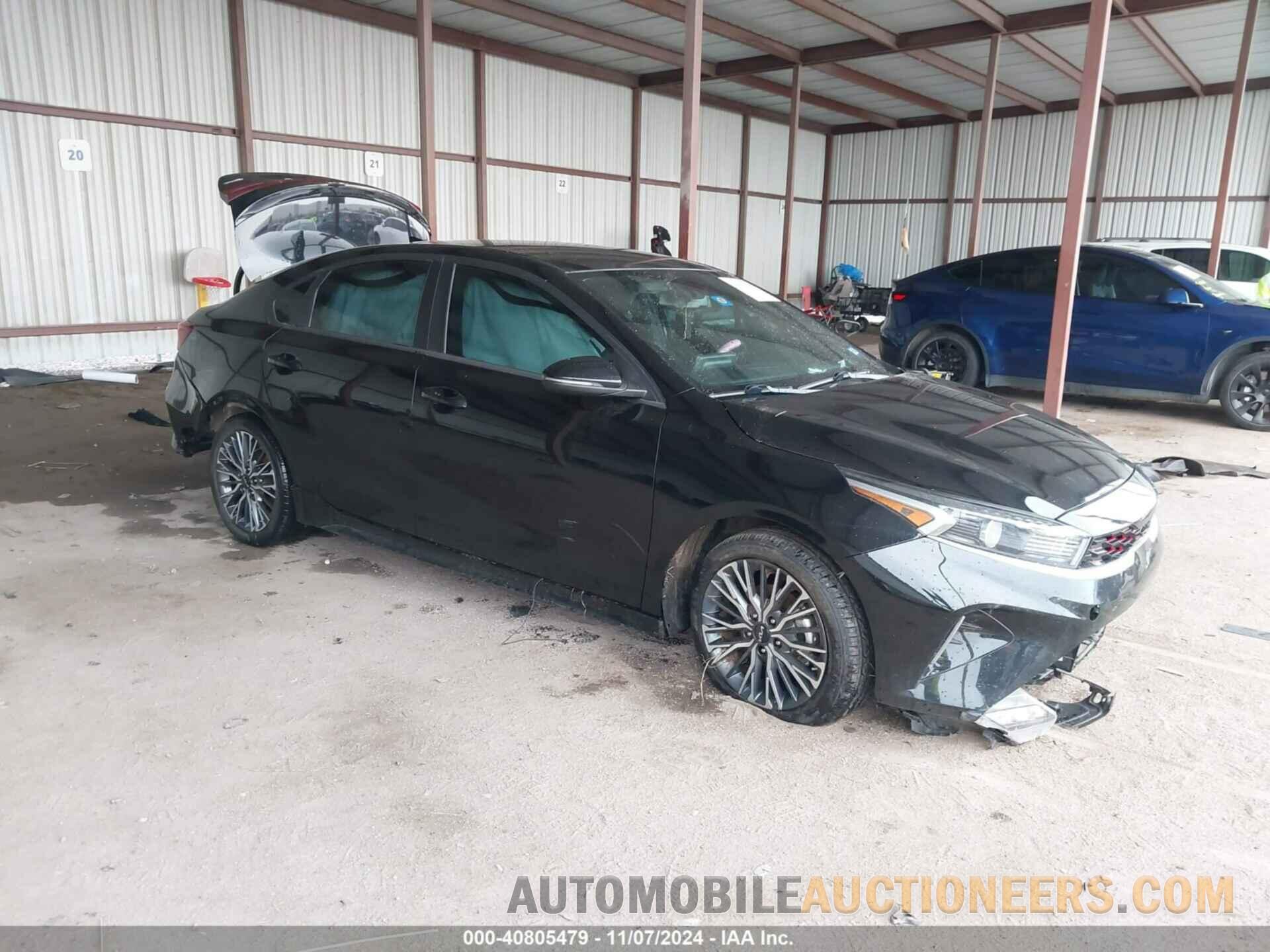 3KPF54AD1NE477944 KIA FORTE 2022