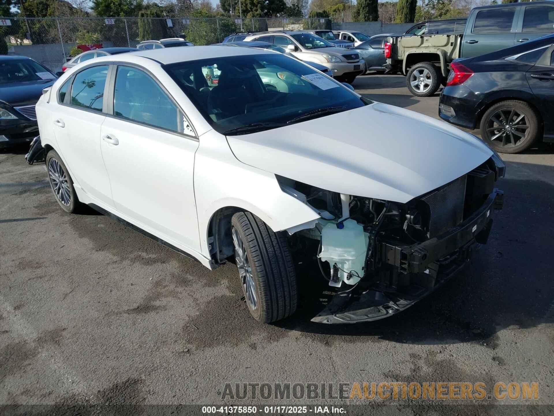 3KPF54AD1PE588917 KIA FORTE 2023