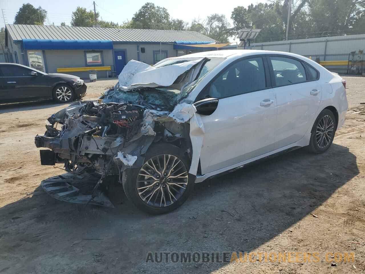 3KPF54AD1RE820385 KIA FORTE 2024