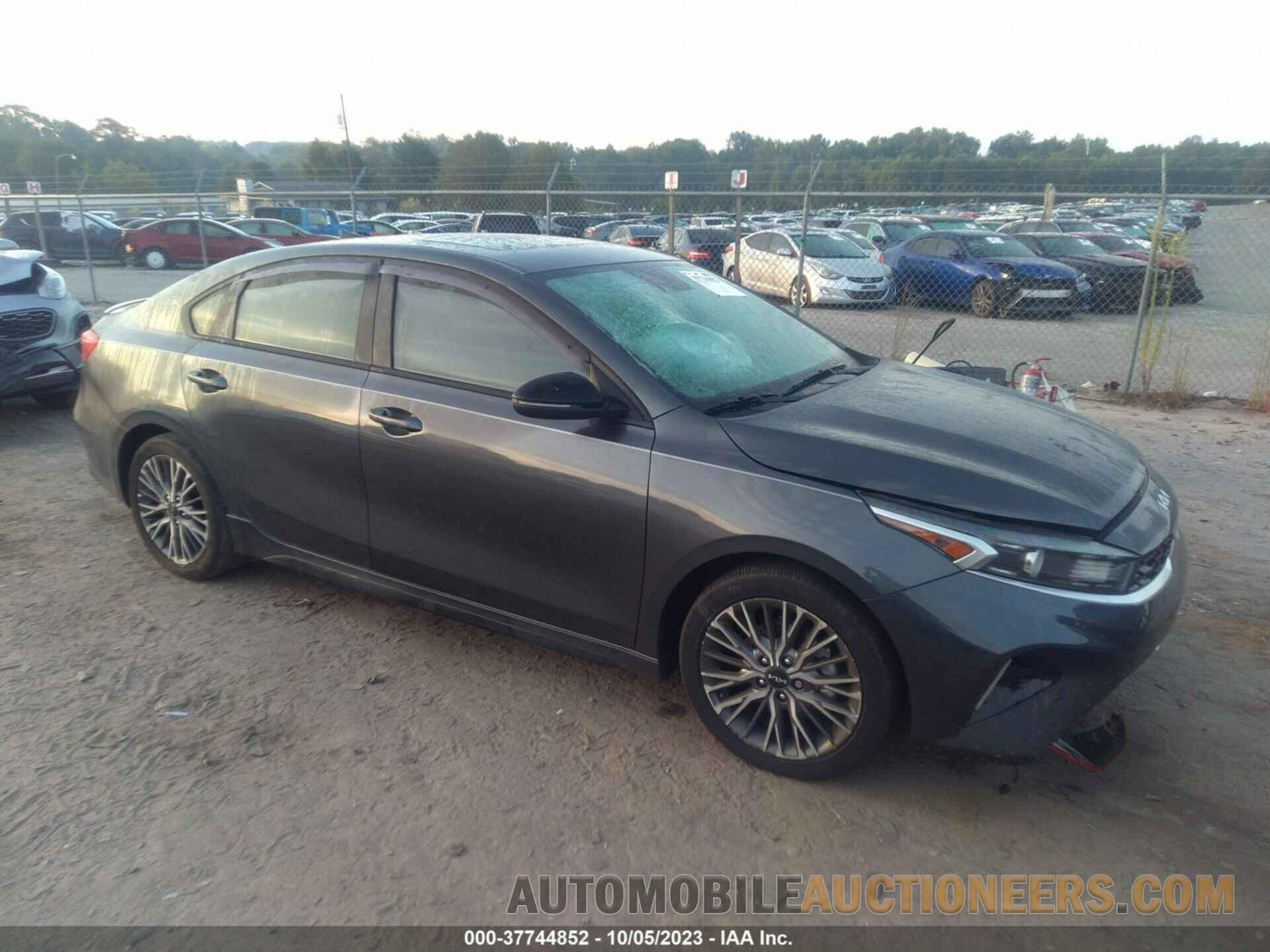 3KPF54AD2NE427425 KIA FORTE 2022