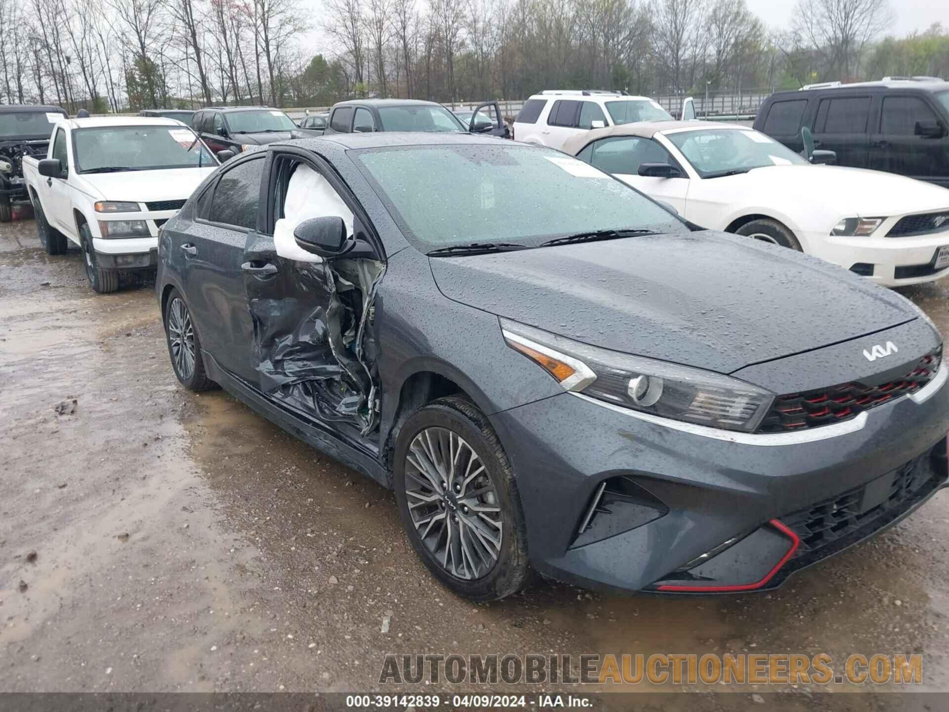 3KPF54AD2NE470954 KIA FORTE 2022