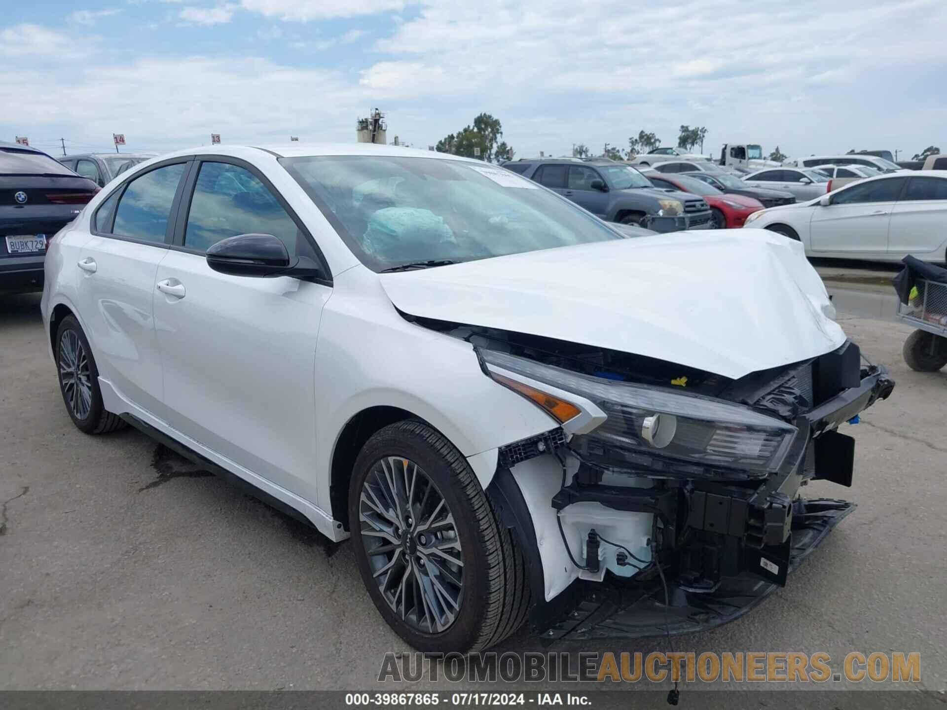 3KPF54AD3RE749979 KIA FORTE 2024