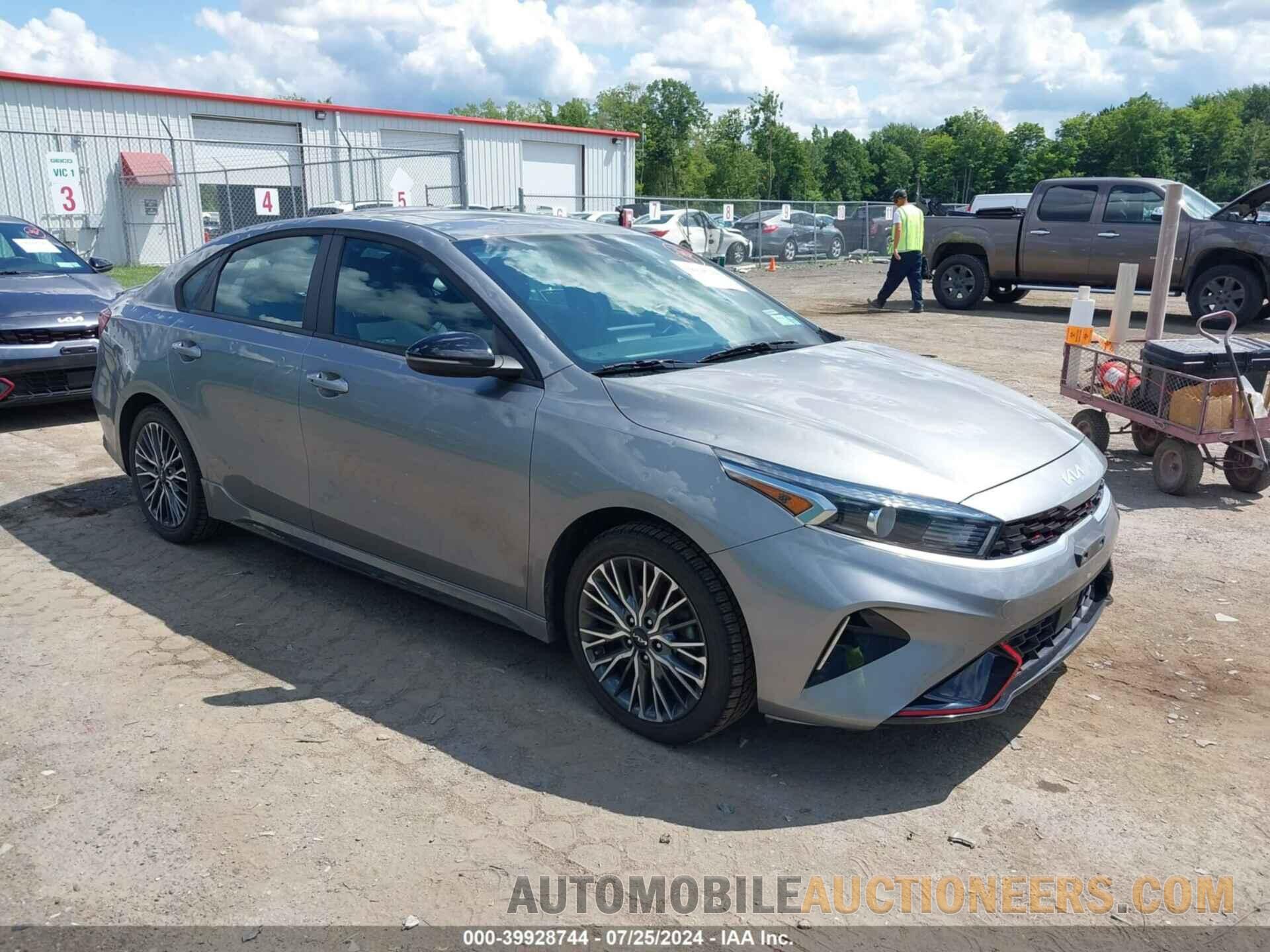 3KPF54AD4NE472074 KIA FORTE 2022