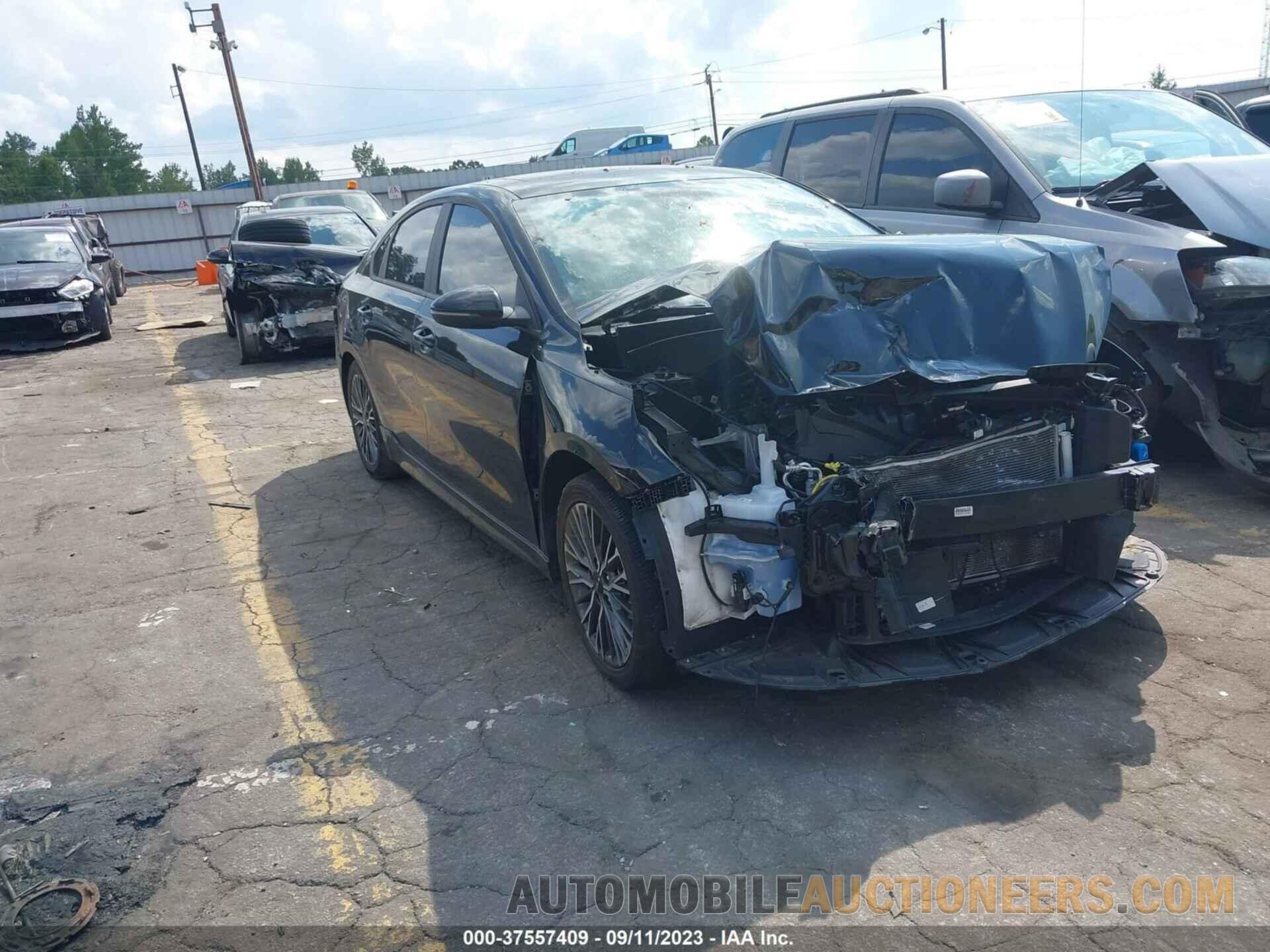 3KPF54AD4NE490817 KIA FORTE 2022