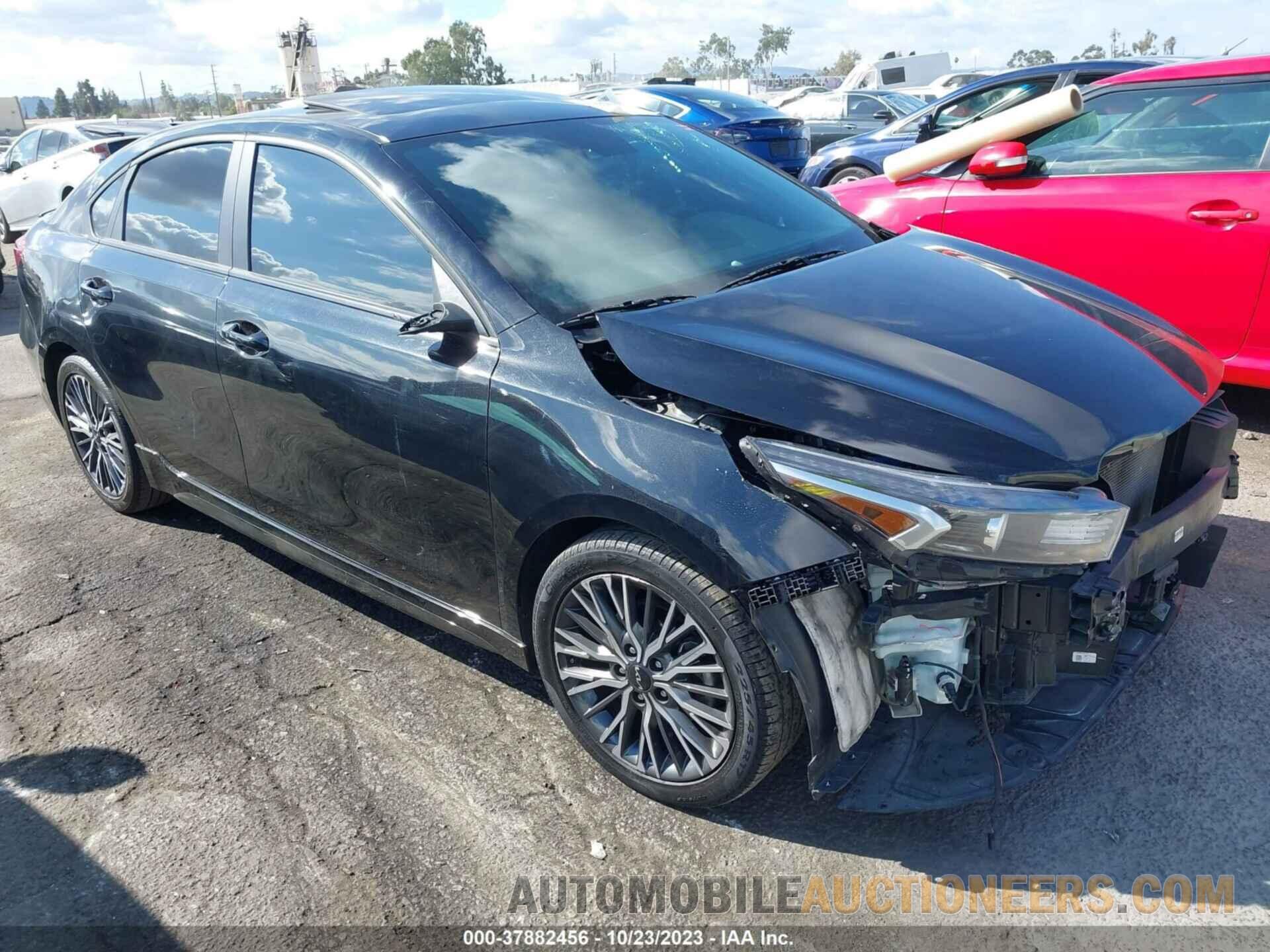 3KPF54AD4NE498724 KIA FORTE 2022