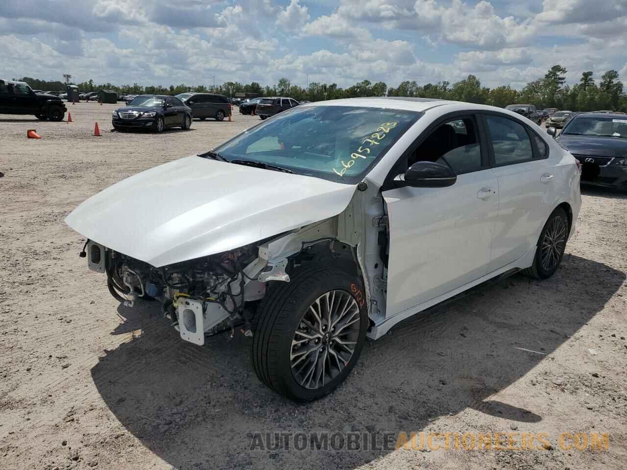 3KPF54AD4PE668583 KIA FORTE 2023