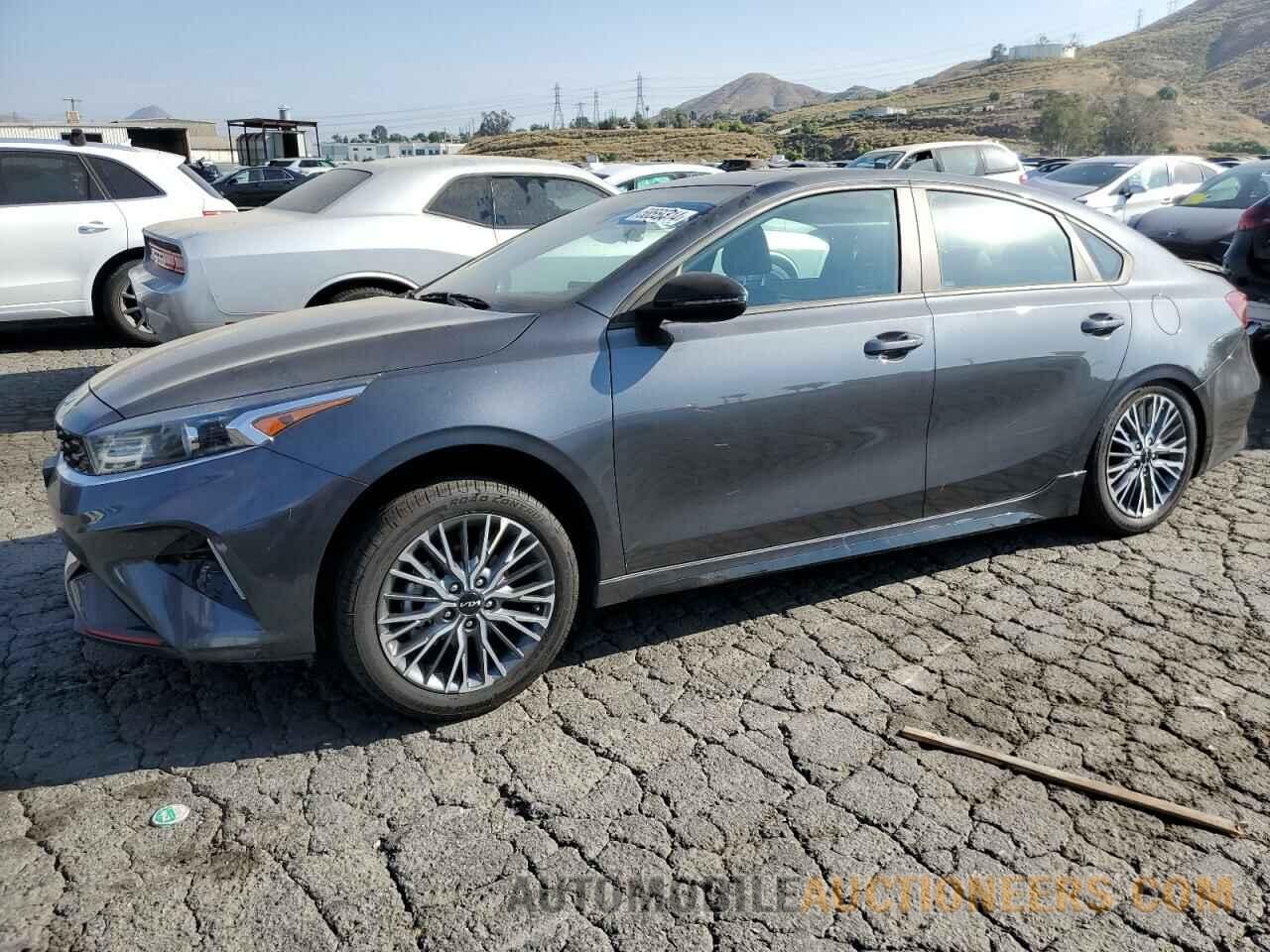 3KPF54AD5NE427290 KIA FORTE 2022