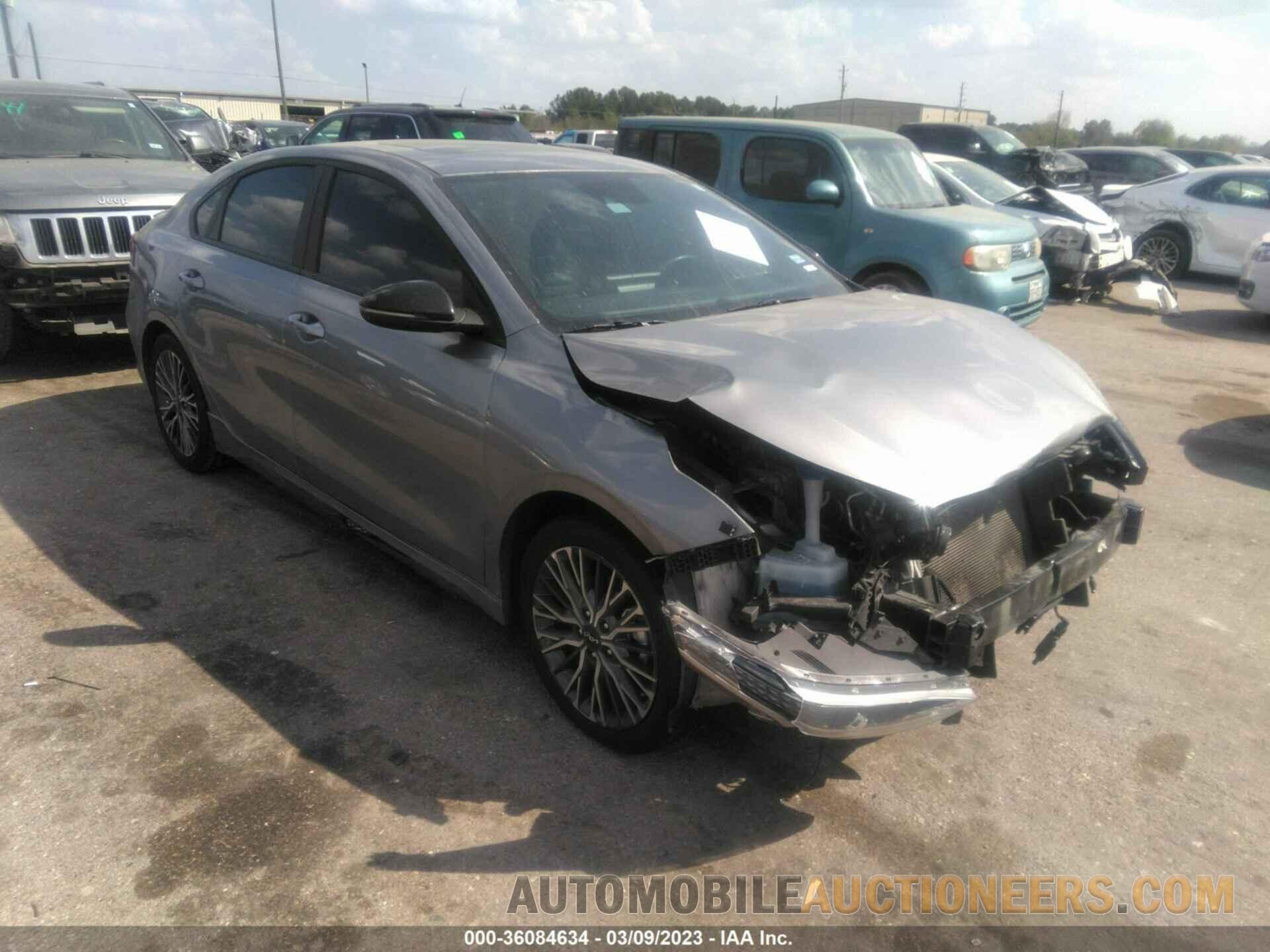 3KPF54AD5NE471323 KIA FORTE 2022