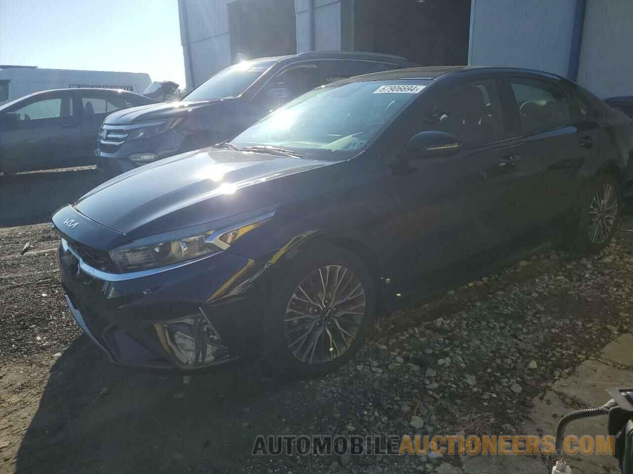 3KPF54AD5NE484329 KIA FORTE 2022