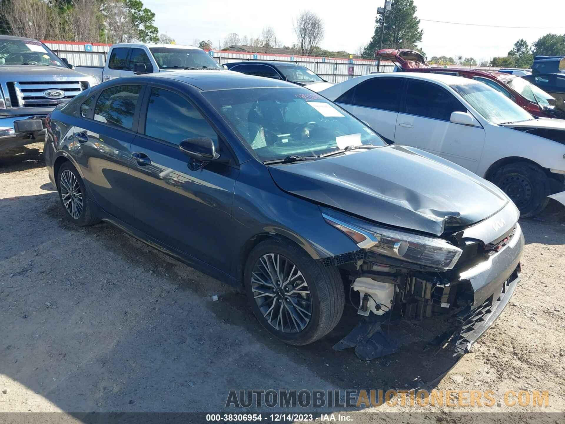 3KPF54AD5NE489983 KIA FORTE 2022