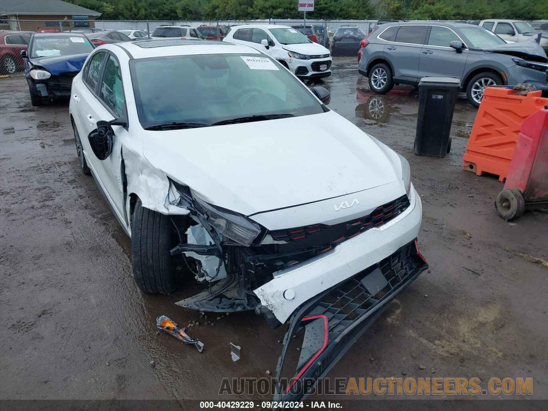 3KPF54AD5RE702663 KIA FORTE 2024