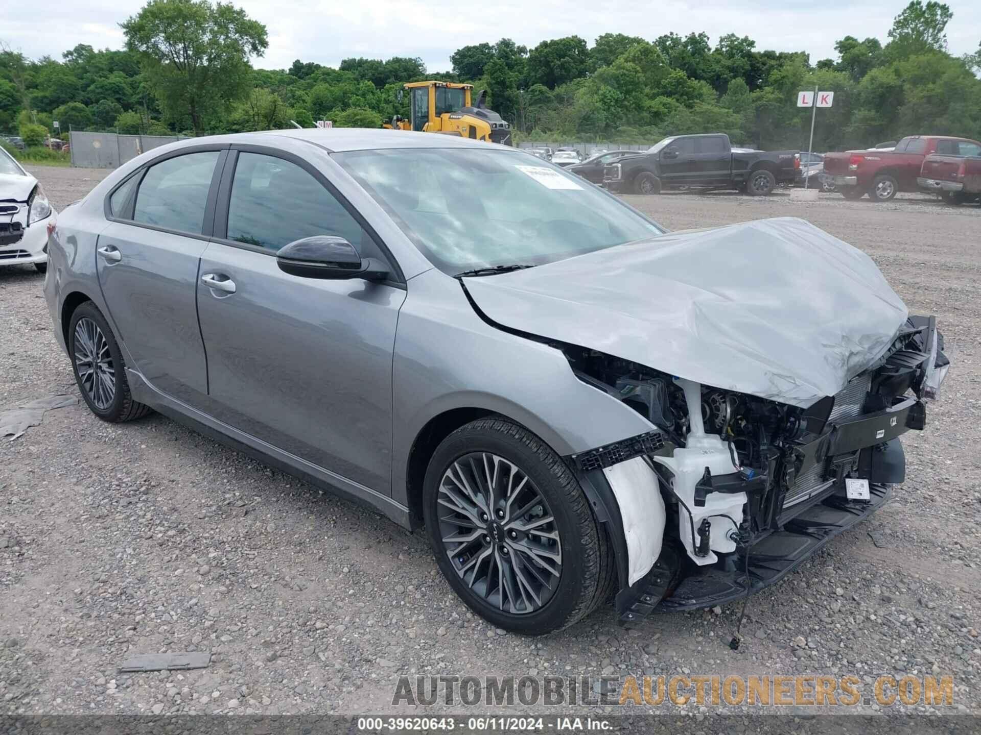 3KPF54AD5RE780859 KIA FORTE 2024