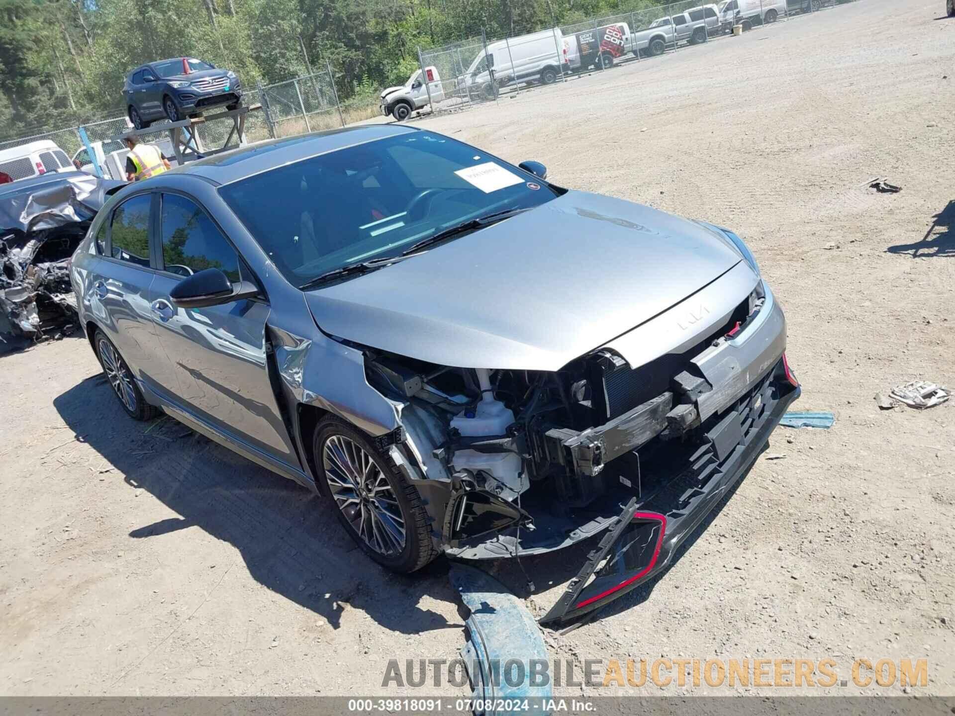 3KPF54AD6NE498353 KIA FORTE 2022