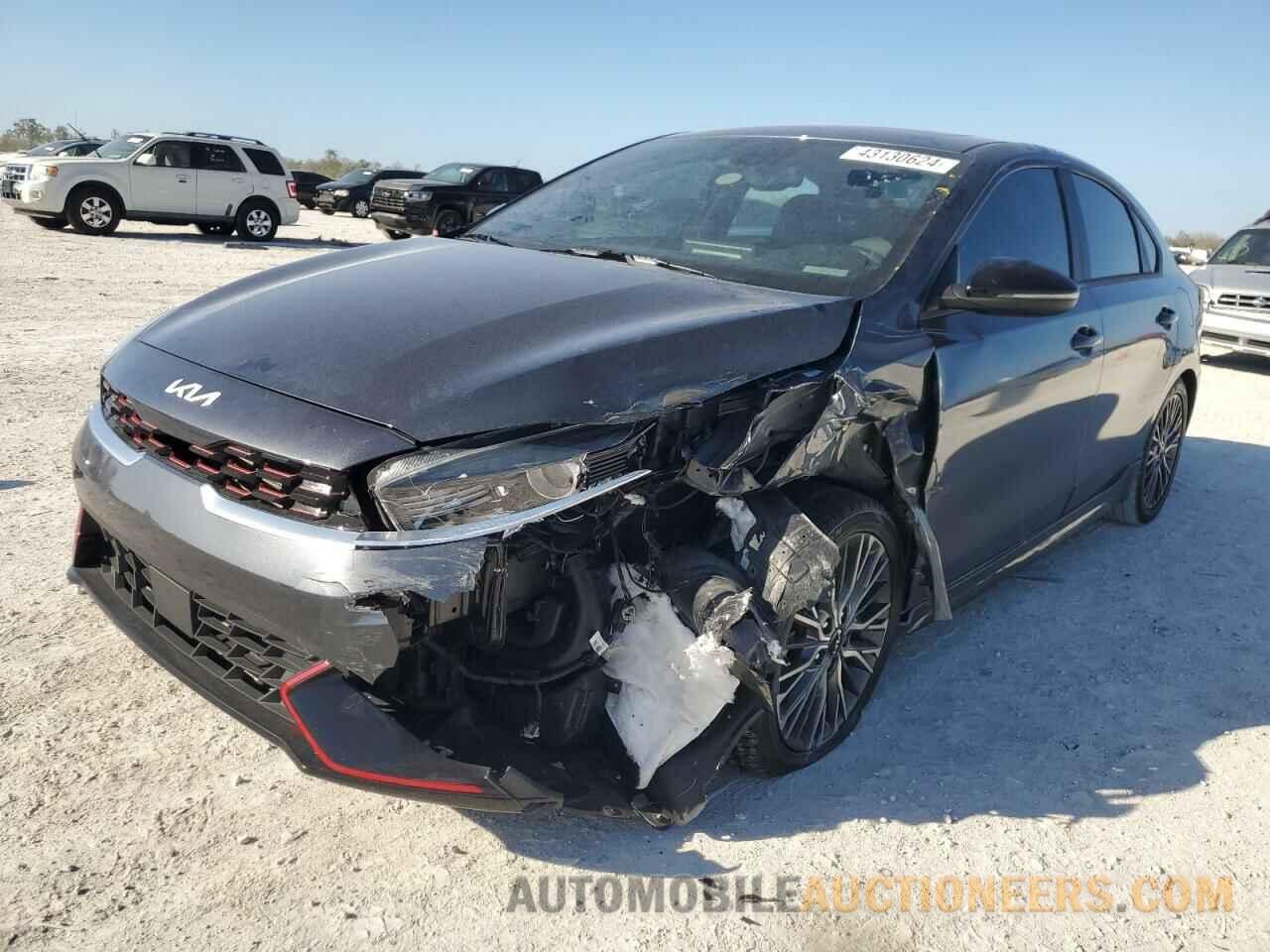 3KPF54AD8NE421676 KIA FORTE 2022