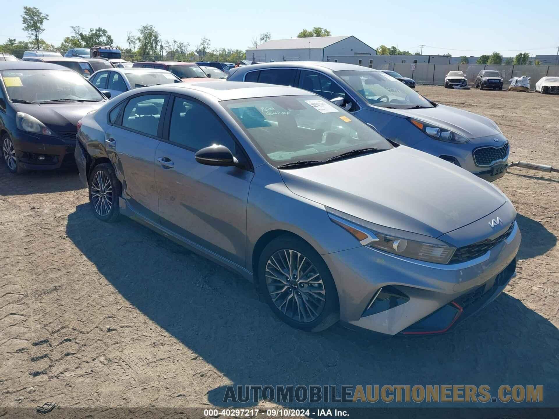 3KPF54AD8NE424514 KIA FORTE 2022