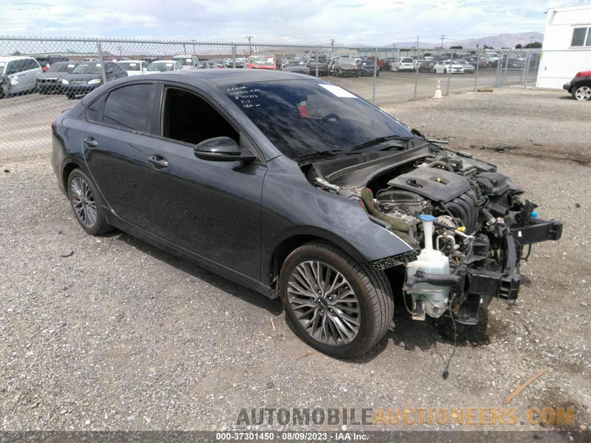 3KPF54AD8NE473177 KIA FORTE 2022