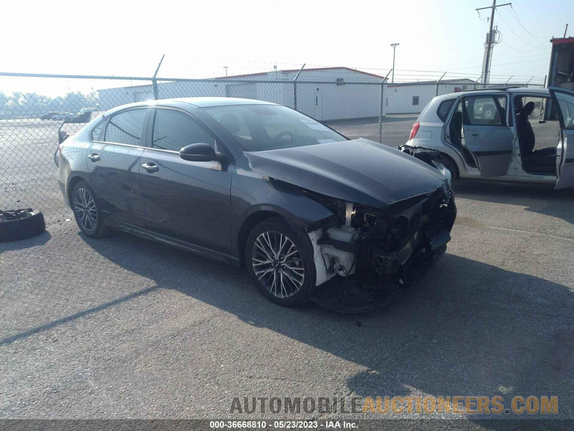 3KPF54AD8NE477701 KIA FORTE 2022