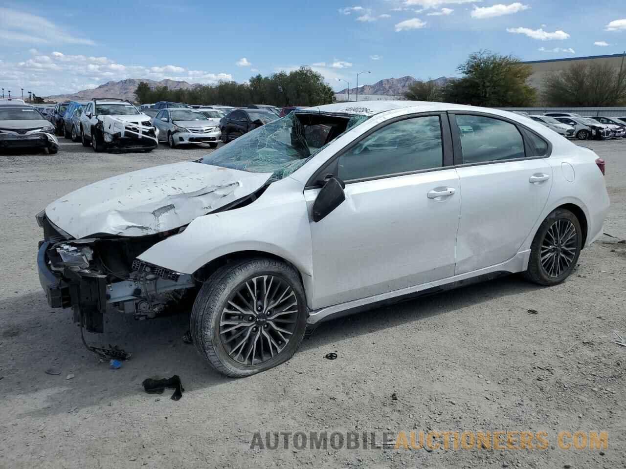 3KPF54AD8NE494045 KIA FORTE 2022