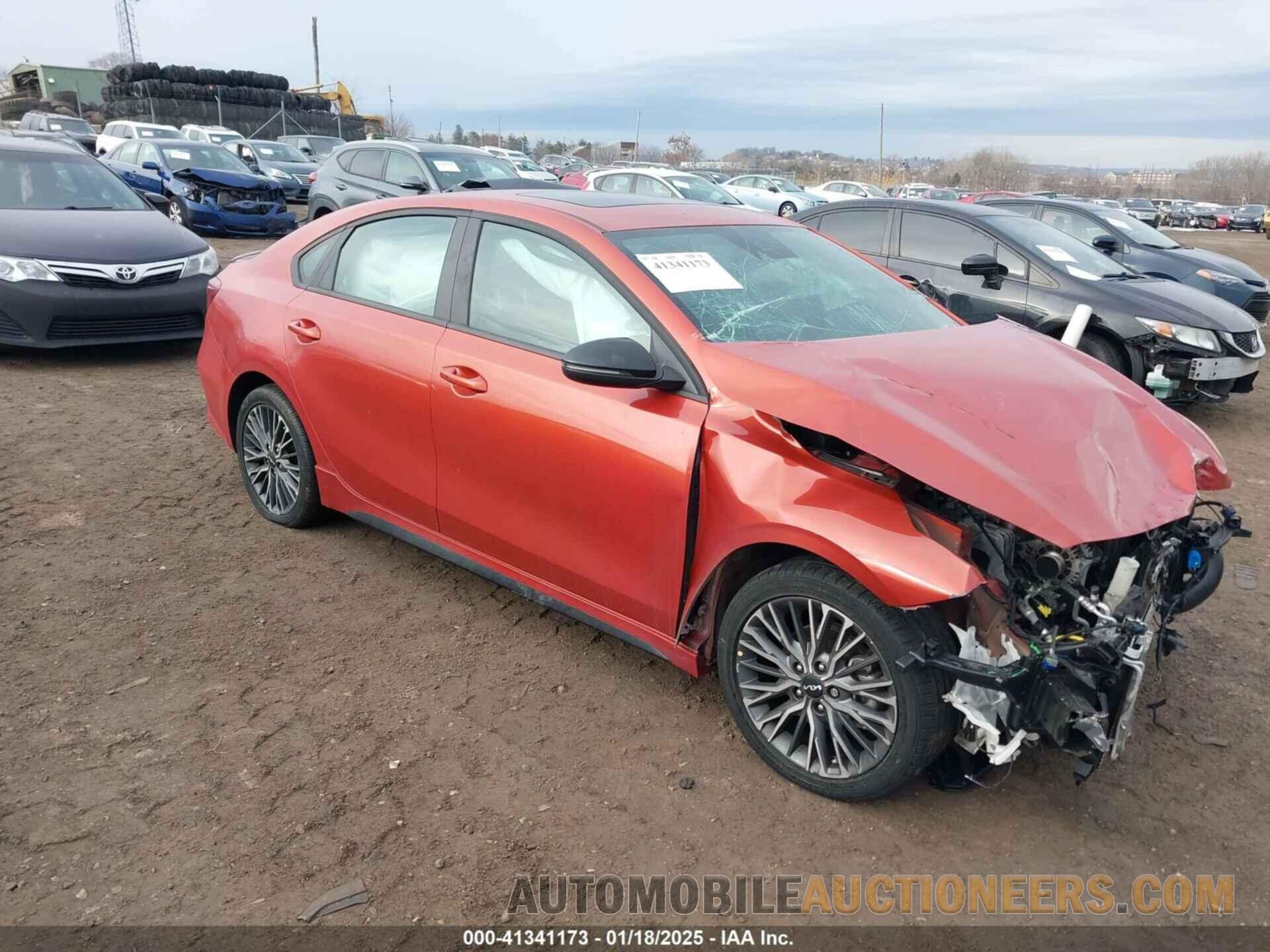 3KPF54AD8NE498631 KIA FORTE 2022