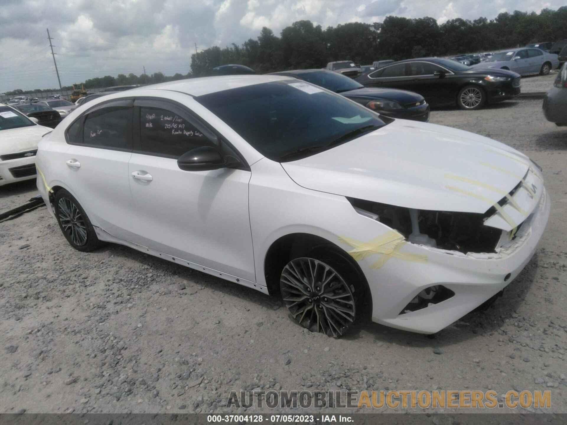 3KPF54AD8PE559558 KIA FORTE 2023