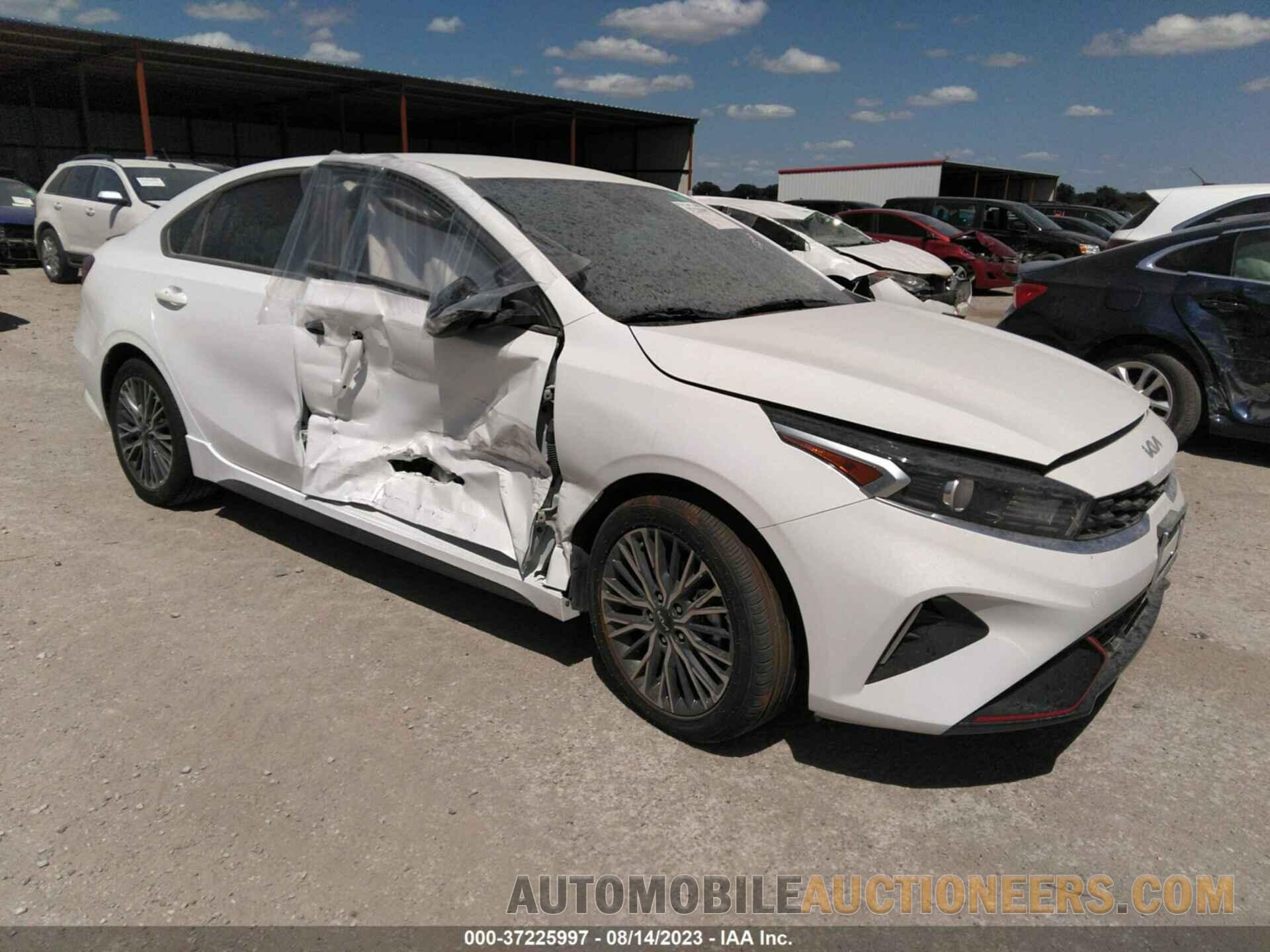 3KPF54AD8PE652273 KIA FORTE 2023