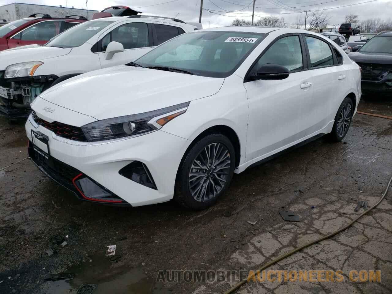 3KPF54AD8RE715780 KIA FORTE 2024