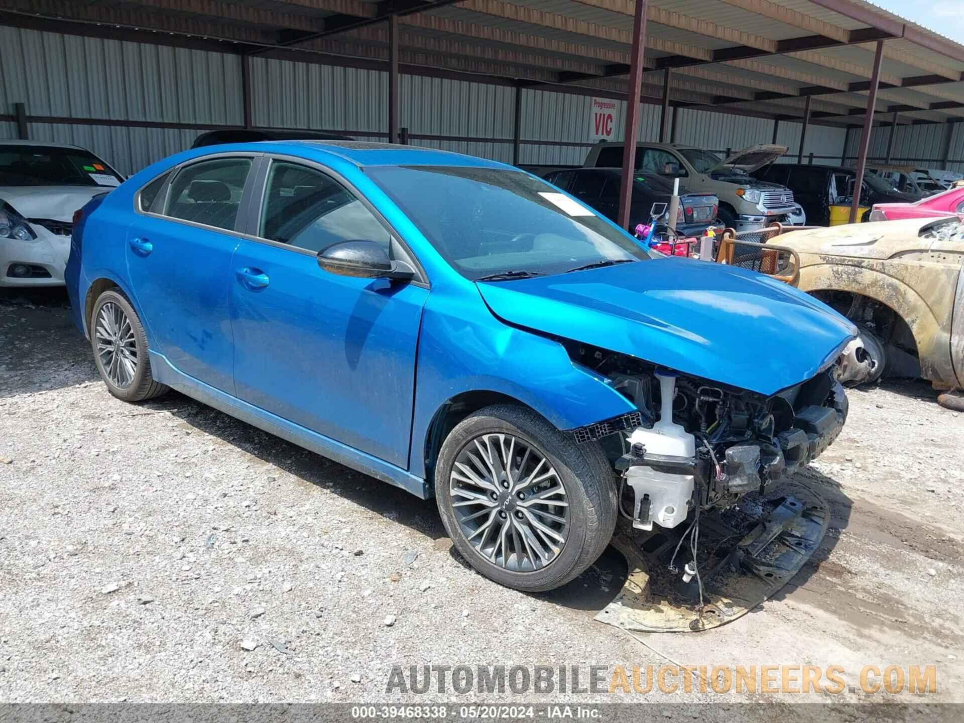 3KPF54AD8RE737696 KIA FORTE 2024