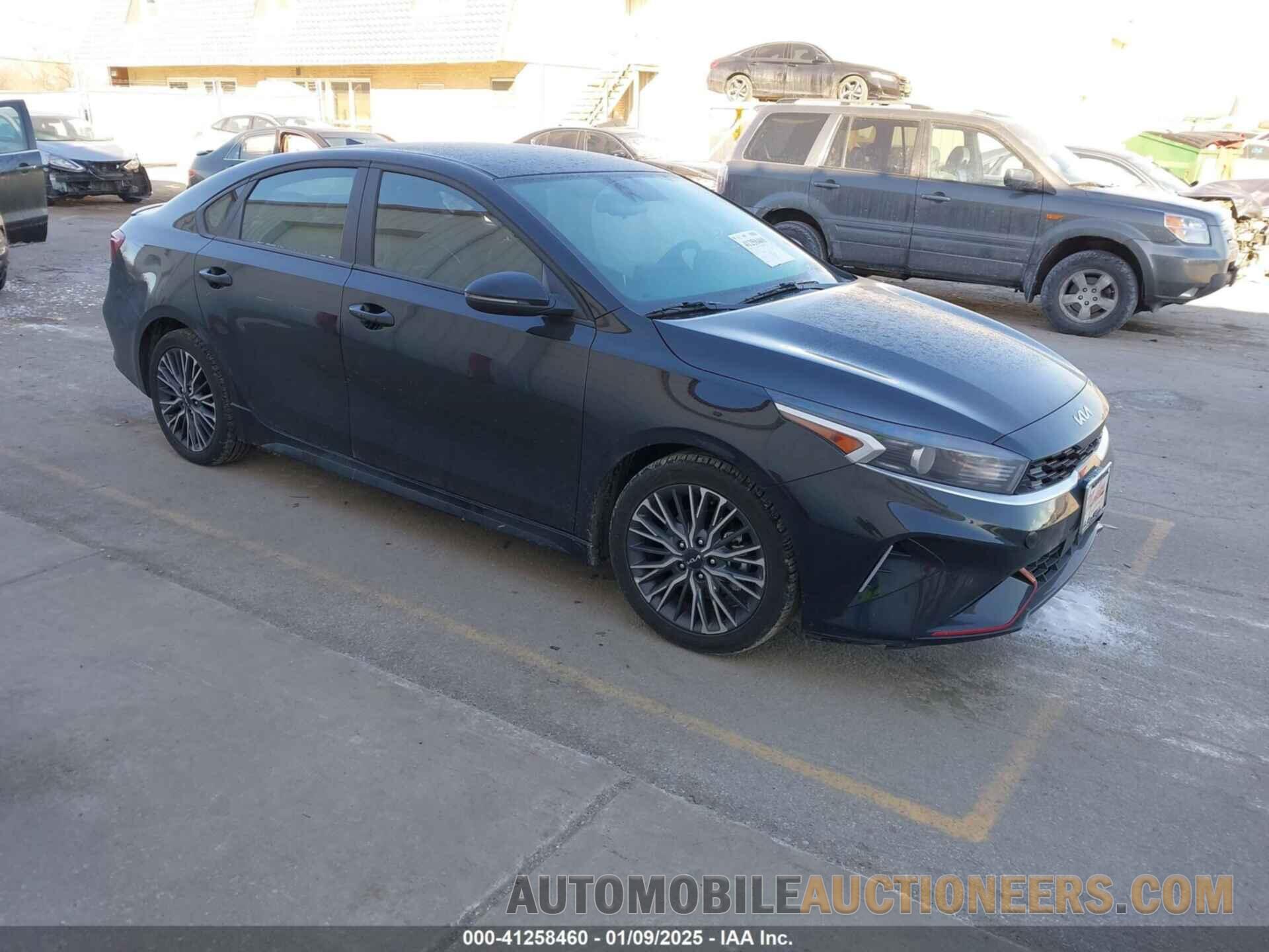 3KPF54AD8RE738959 KIA FORTE 2024