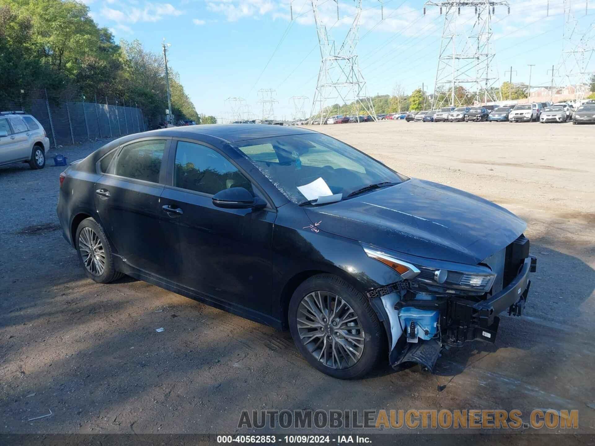 3KPF54AD8RE761674 KIA FORTE 2024