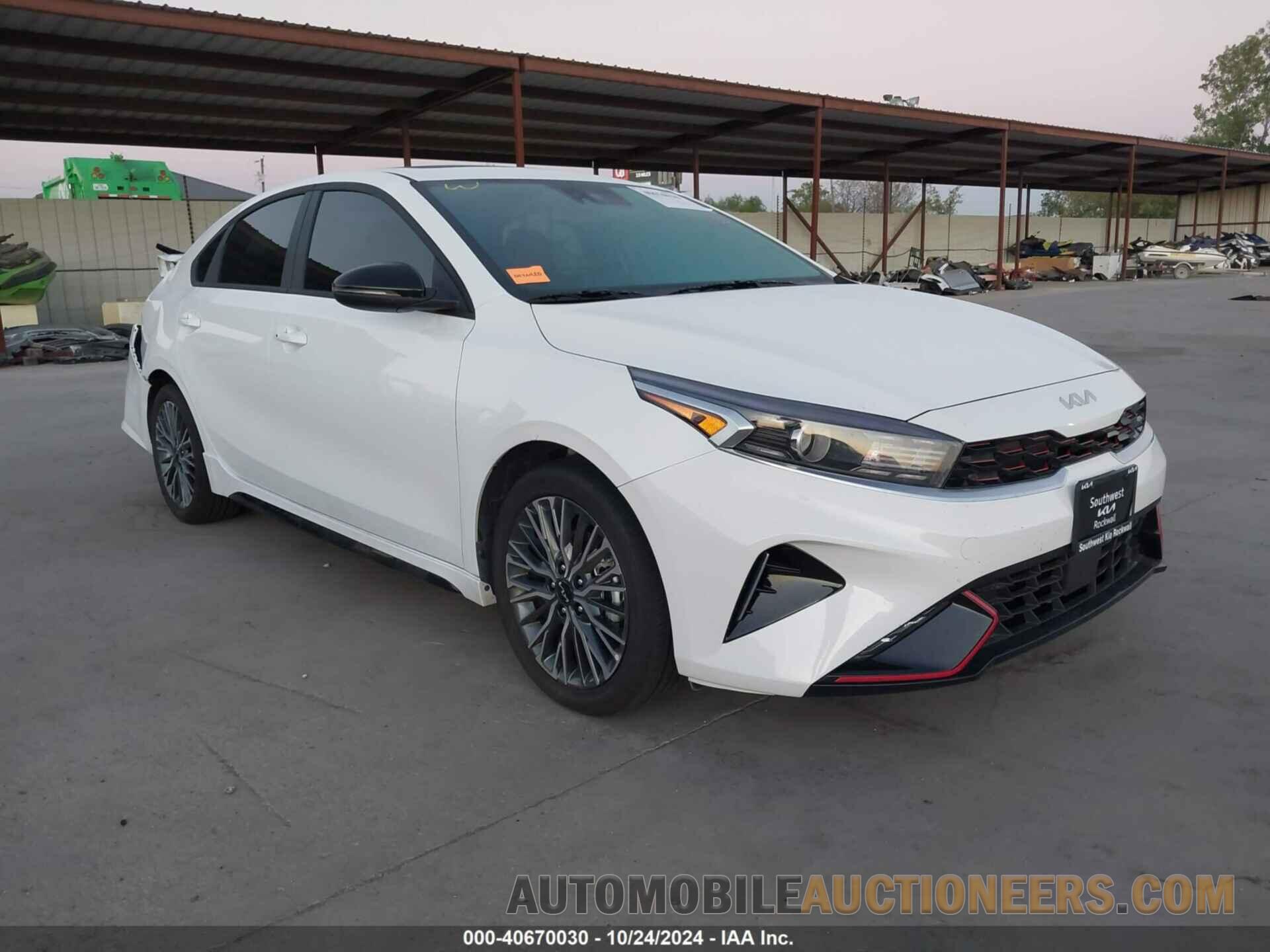 3KPF54AD8RE840715 KIA FORTE 2024