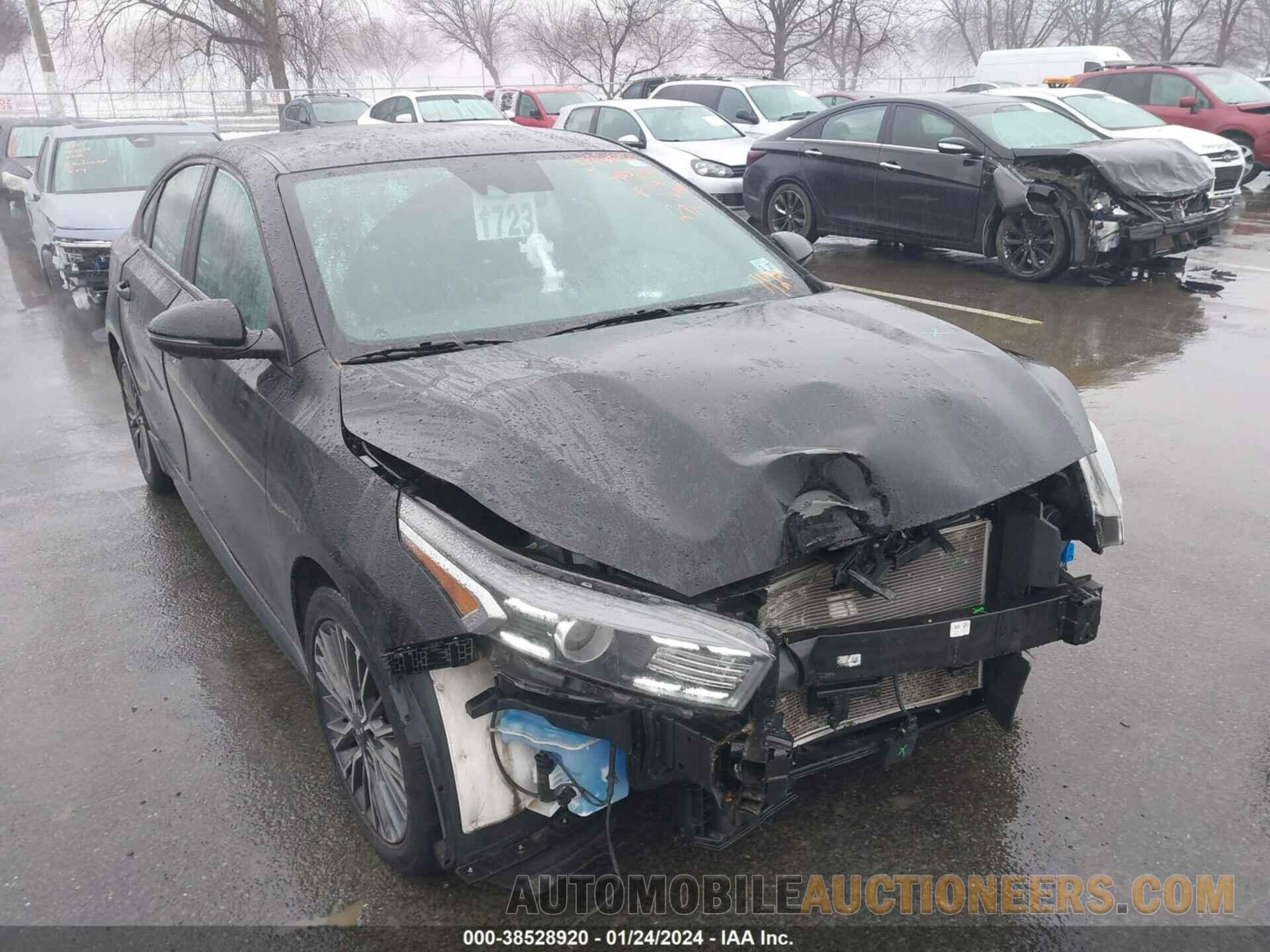 3KPF54AD9NE445775 KIA FORTE 2022