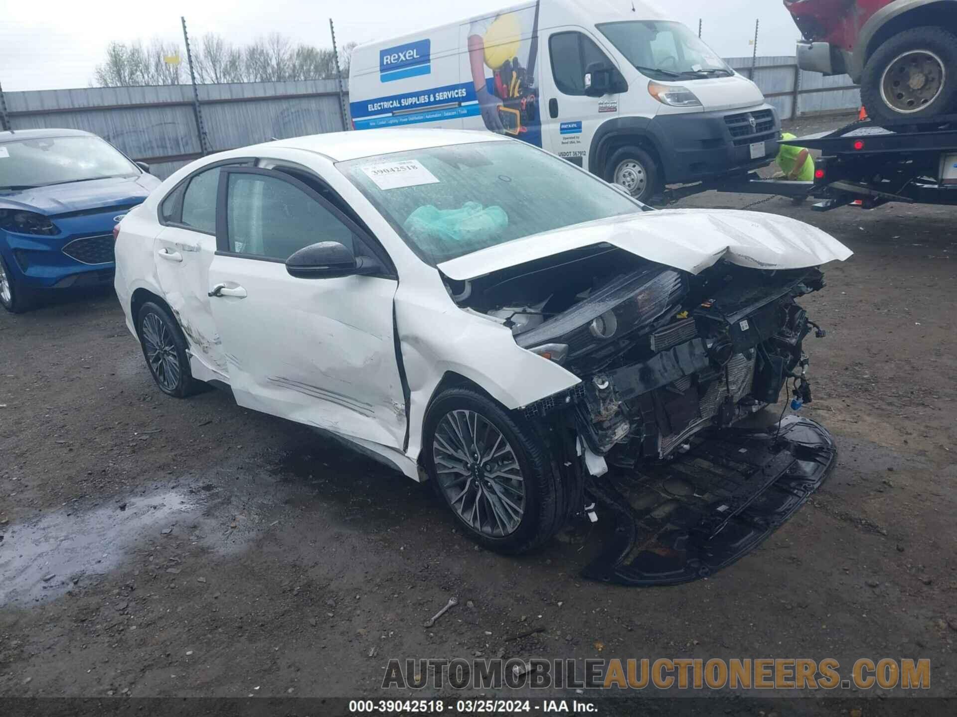 3KPF54ADXPE631361 KIA FORTE 2023