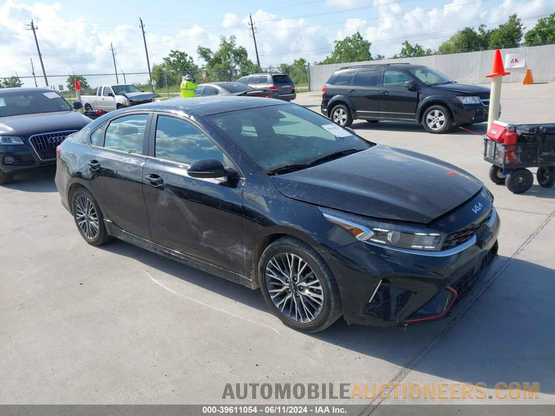 3KPF54ADXRE711021 KIA FORTE 2024