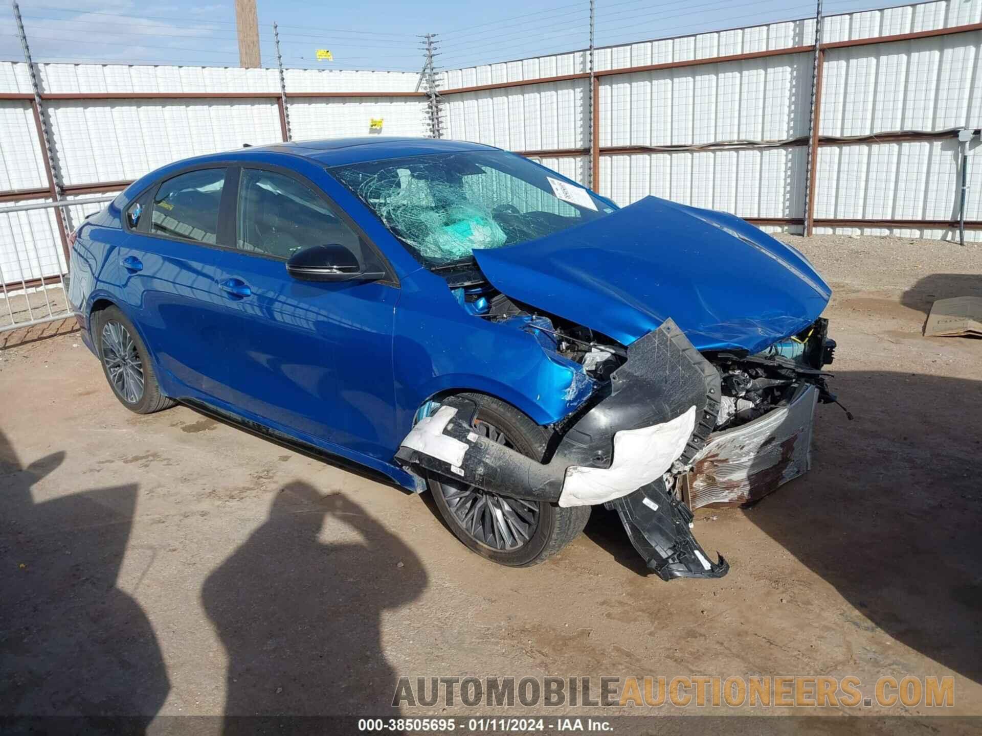 3KPF54ADXRE715327 KIA FORTE 2024