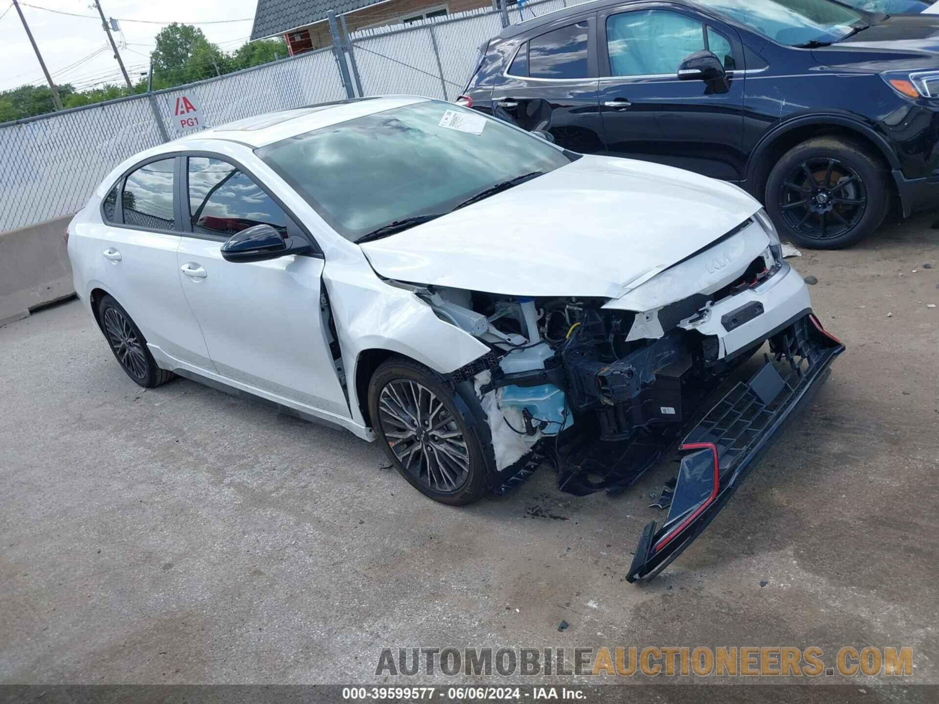 3KPF54ADXRE718275 KIA FORTE 2024