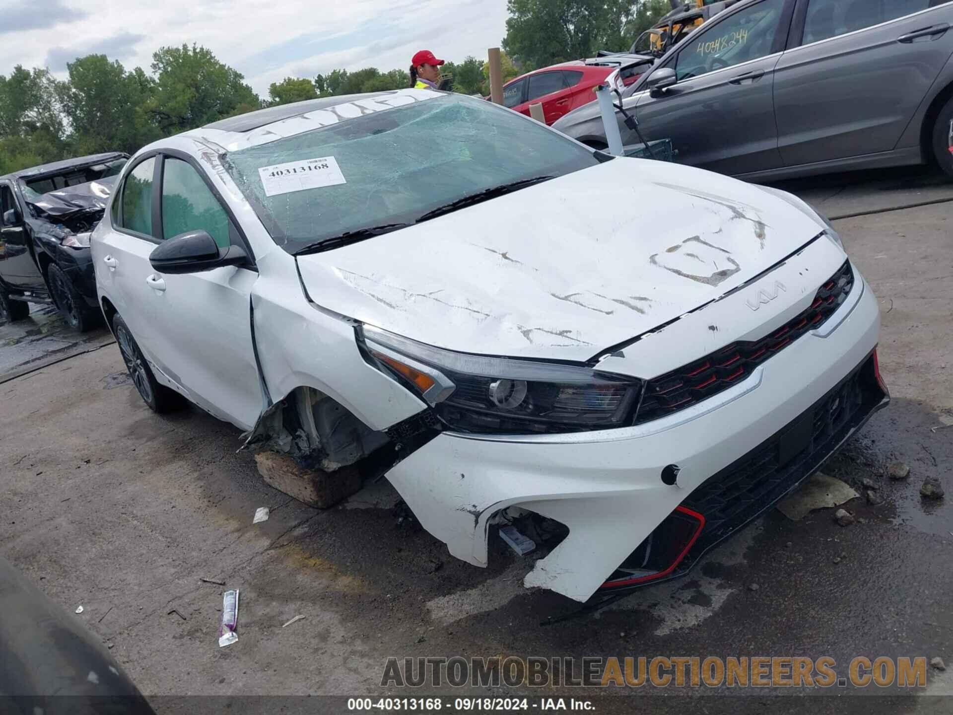 3KPF54ADXRE807117 KIA FORTE 2024