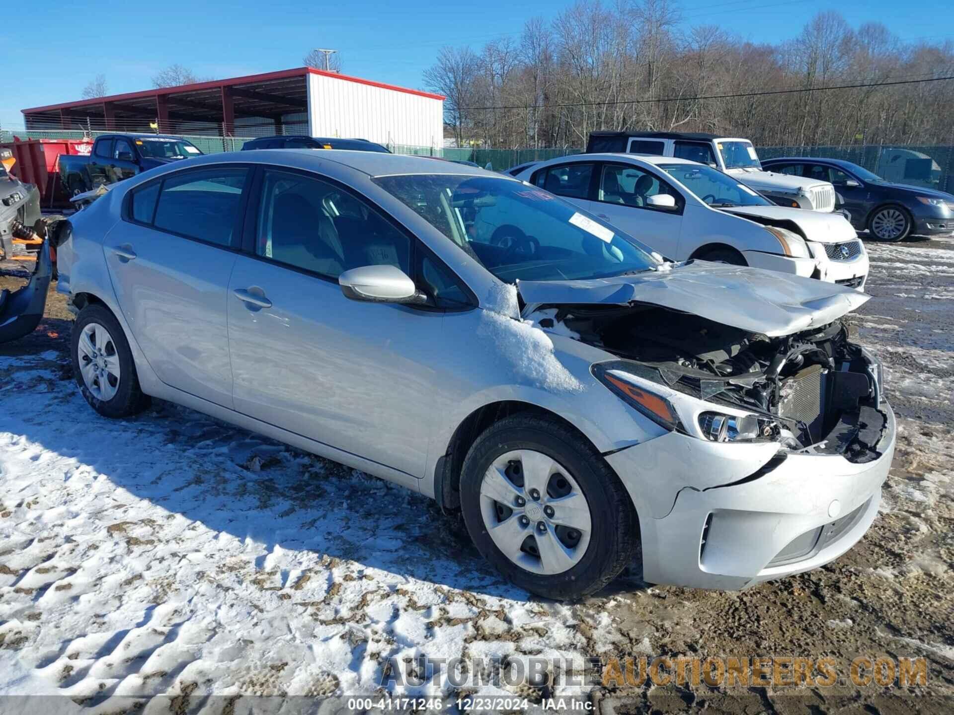 3KPFK4A70HE098263 KIA FORTE 2017