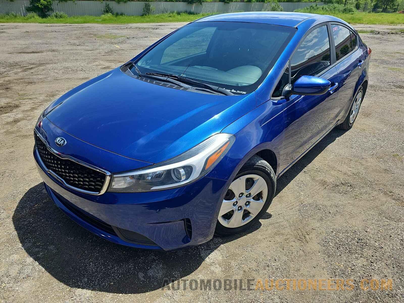 3KPFK4A70HE152273 Kia Forte LX 2017