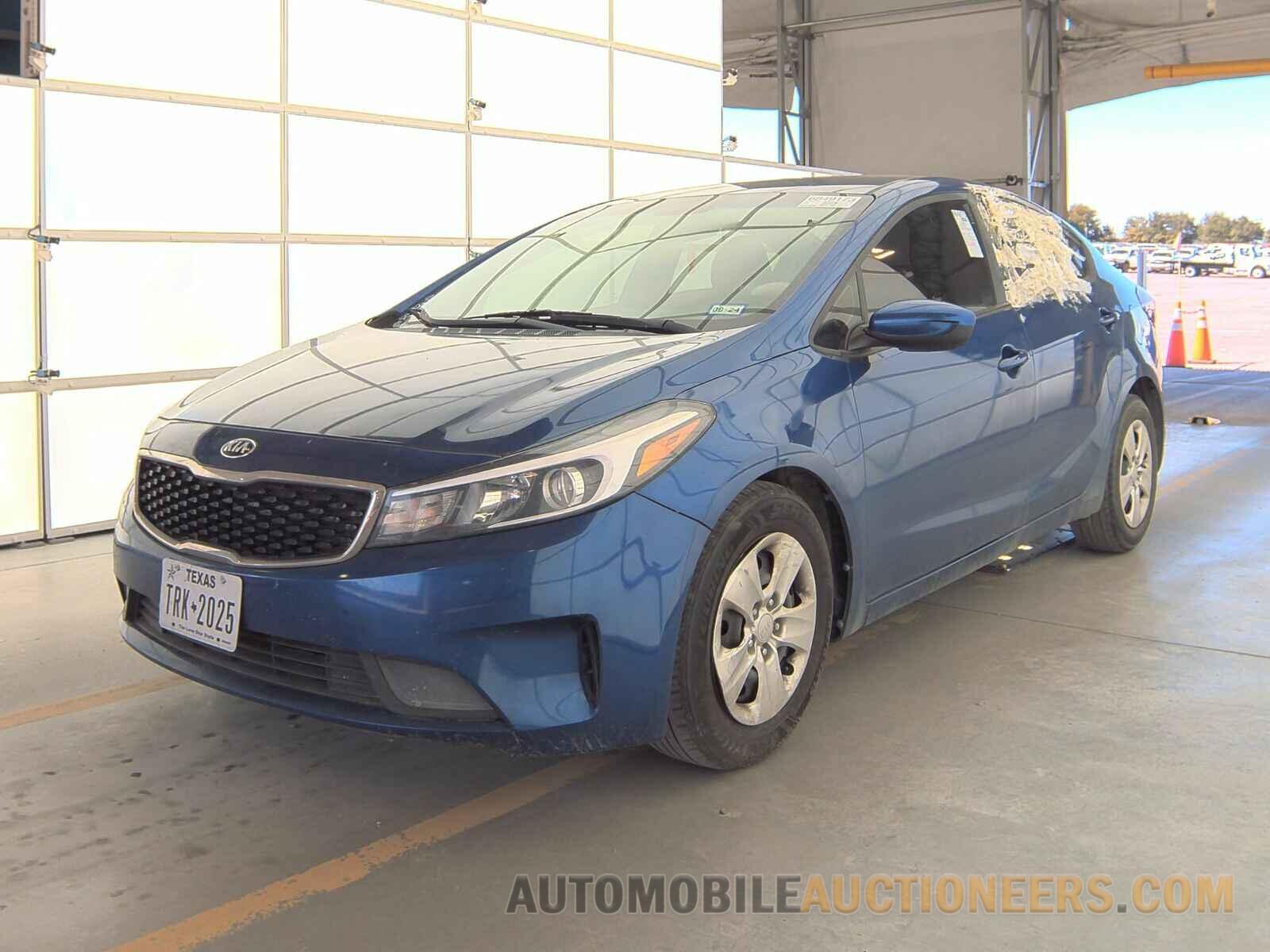 3KPFK4A70HE156467 Kia Forte LX 2017