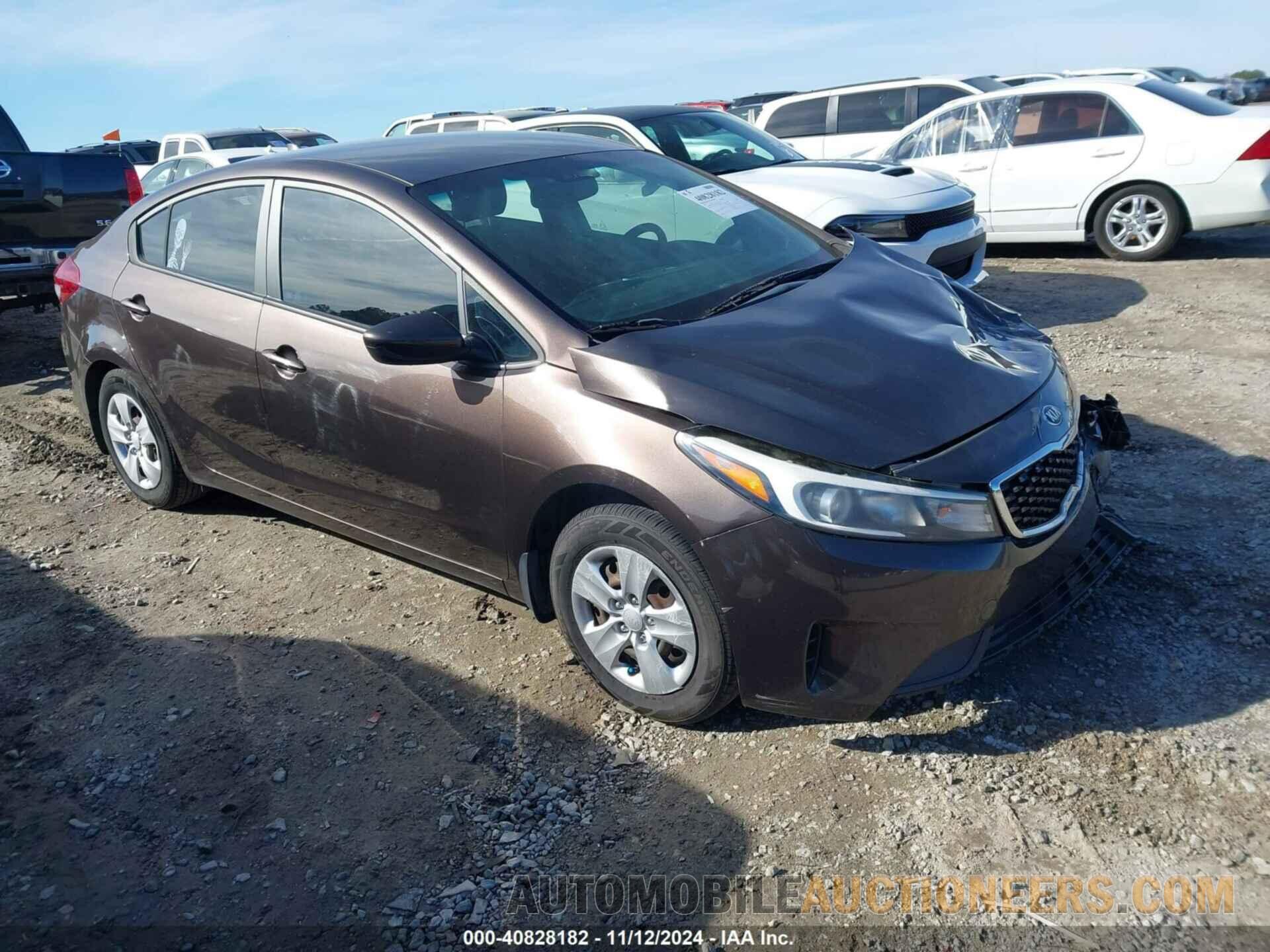 3KPFK4A70HE158381 KIA FORTE 2017