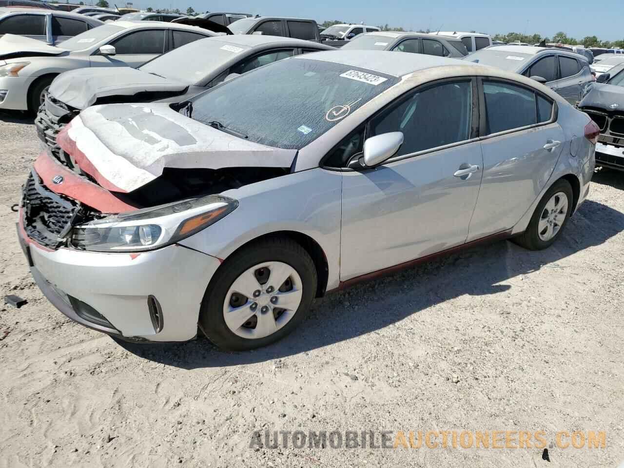 3KPFK4A70JE186798 KIA FORTE 2018