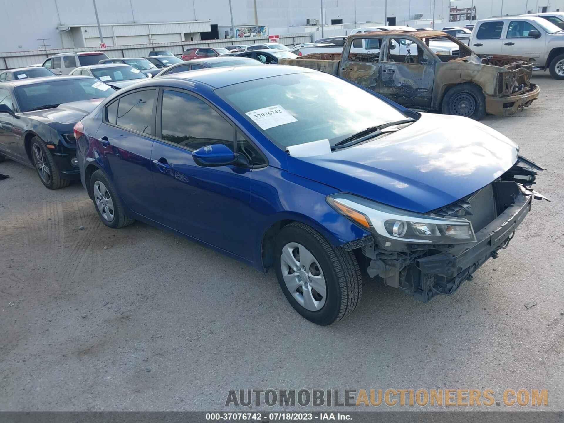 3KPFK4A70JE196554 KIA FORTE 2018