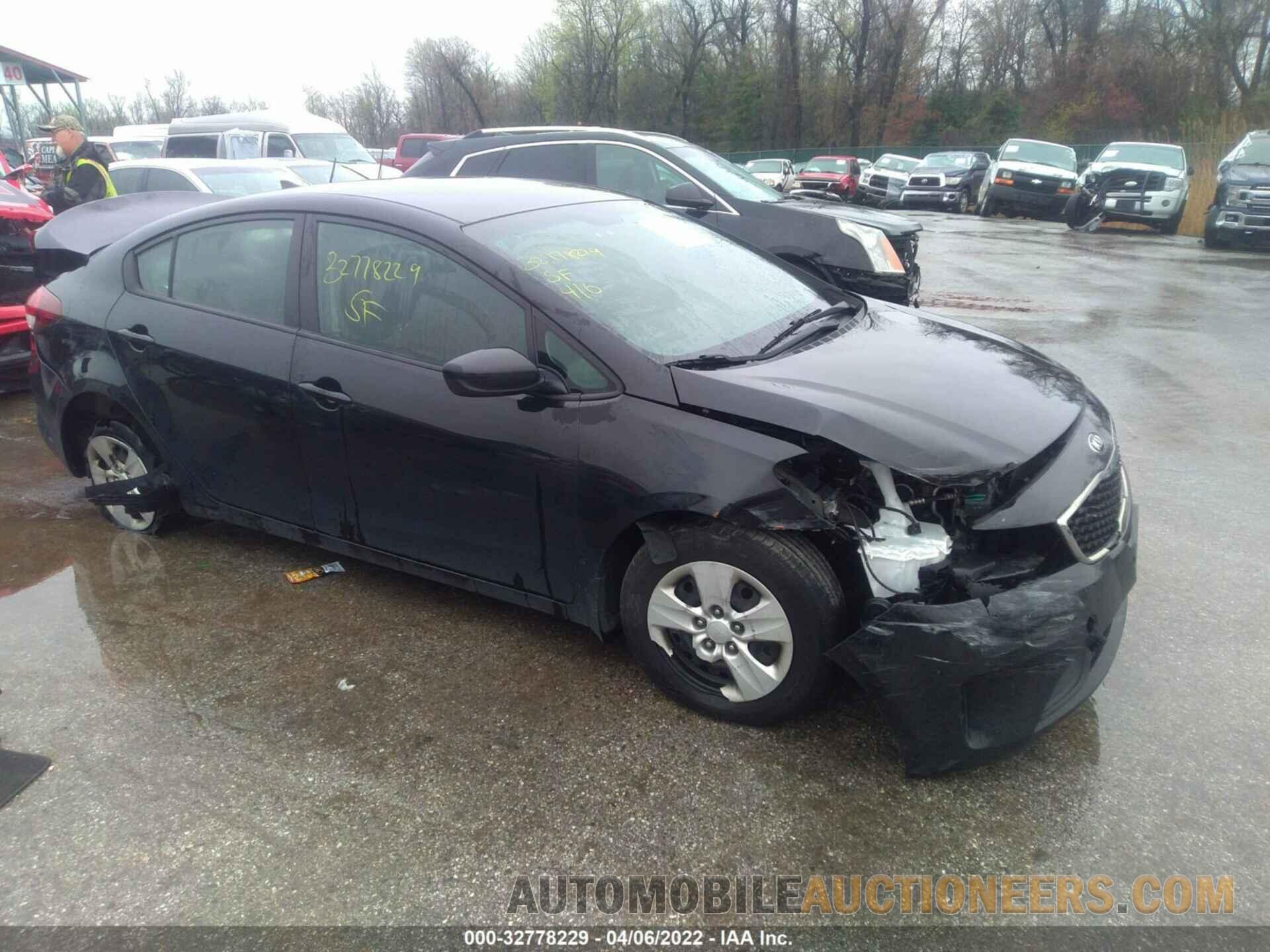 3KPFK4A70JE214082 KIA FORTE 2018