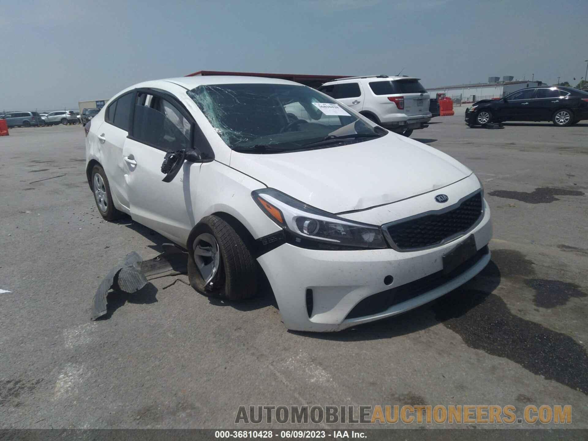 3KPFK4A70JE214549 KIA FORTE 2018