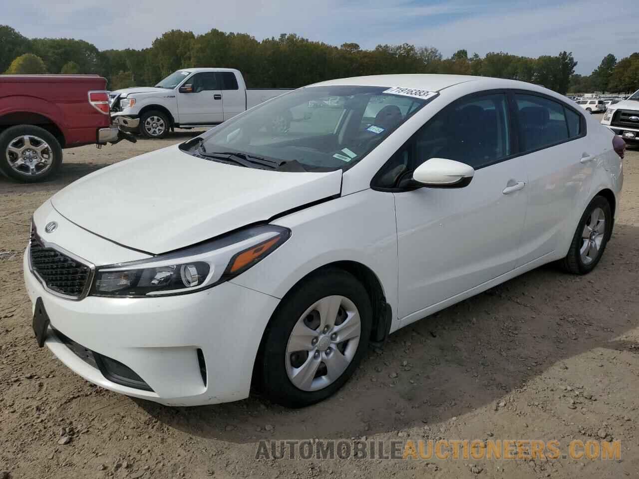 3KPFK4A70JE239533 KIA FORTE 2018