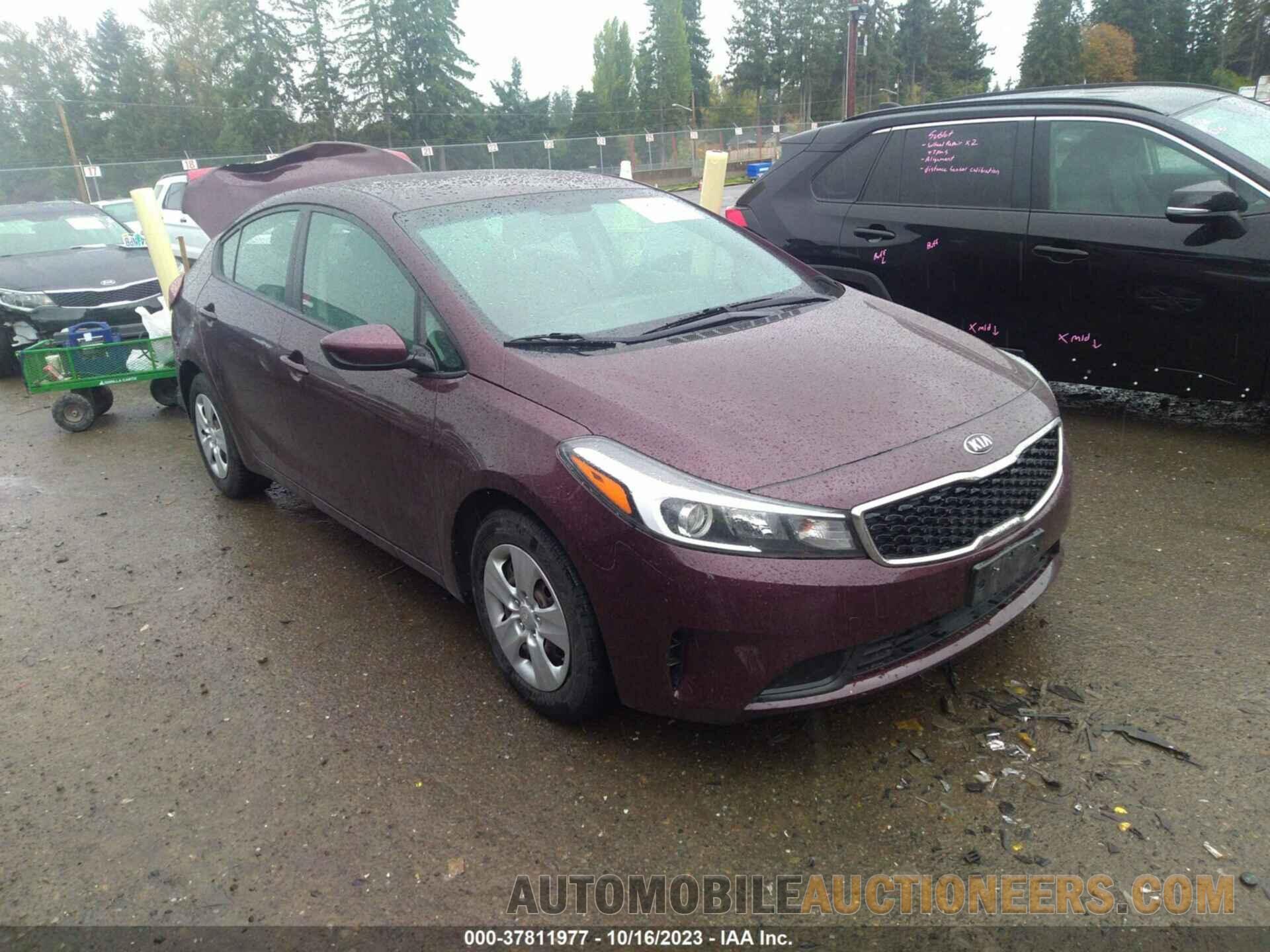 3KPFK4A70JE265811 KIA FORTE 2018