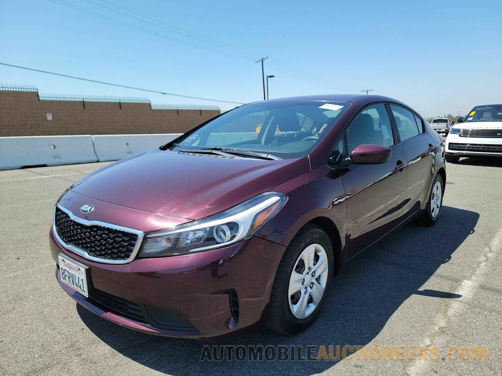 3KPFK4A70JE281393 Kia Forte LX 2018