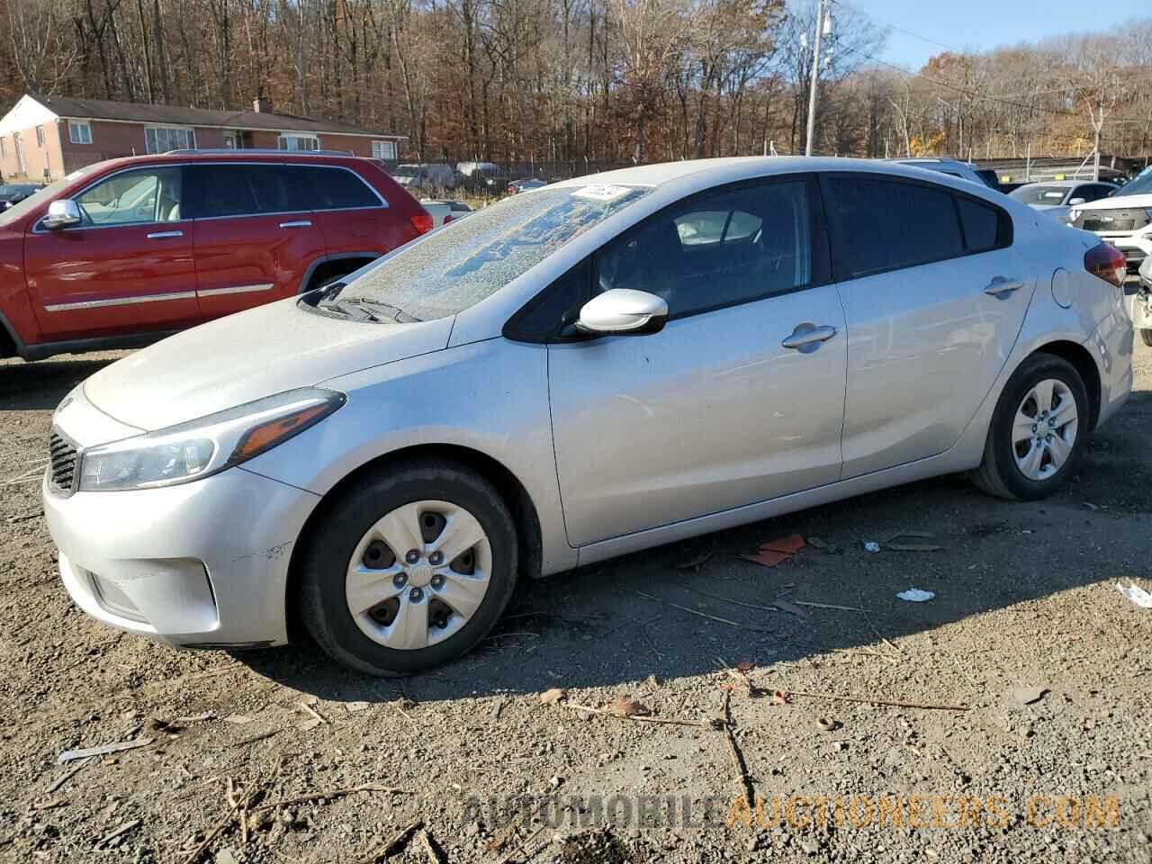 3KPFK4A71HE032210 KIA FORTE 2017