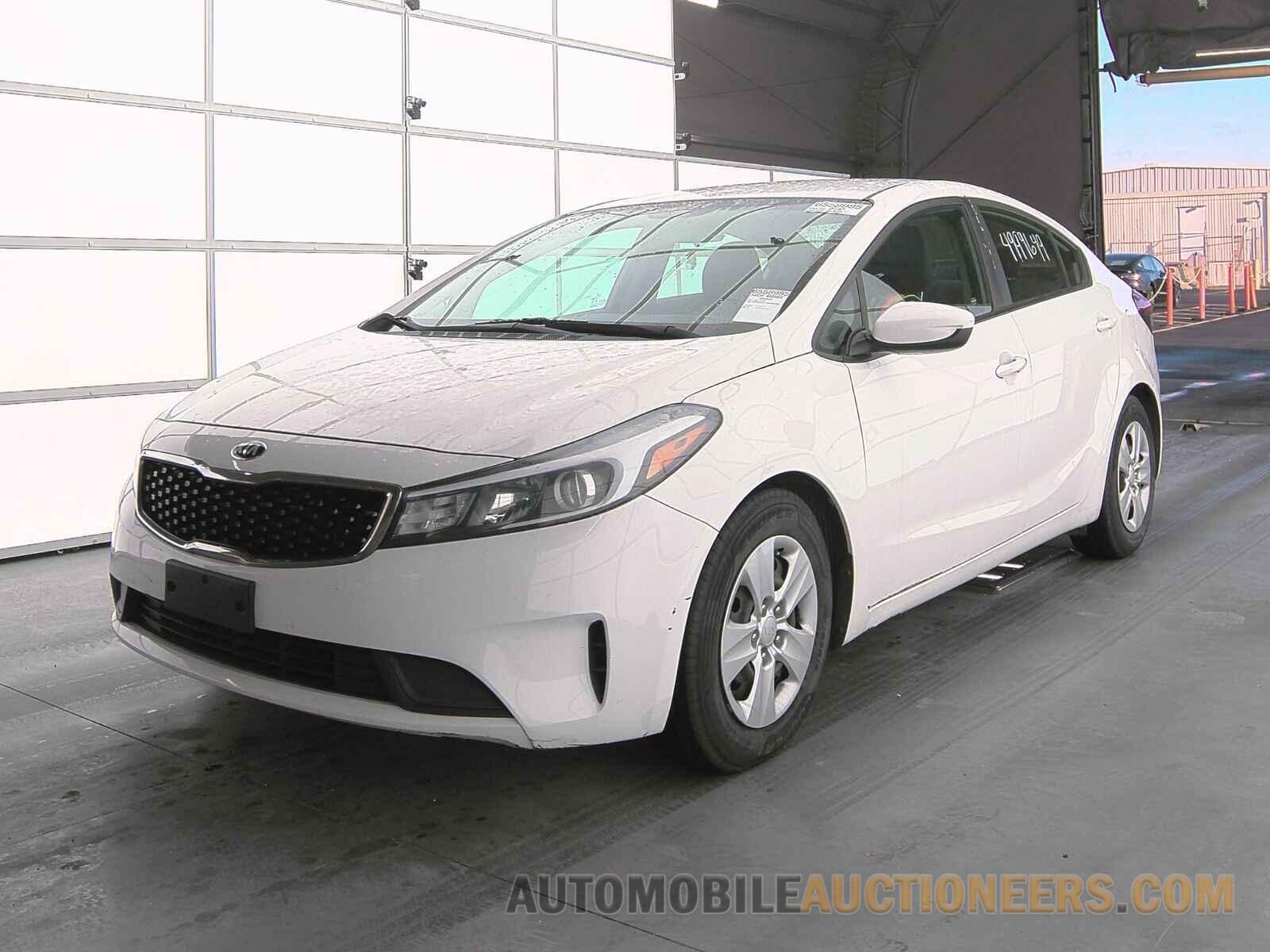 3KPFK4A71HE065160 Kia Forte LX 2017